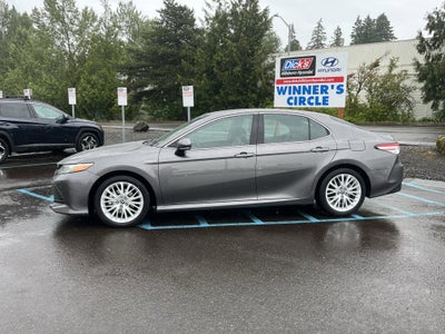 2018 Toyota Camry Hybrid LE