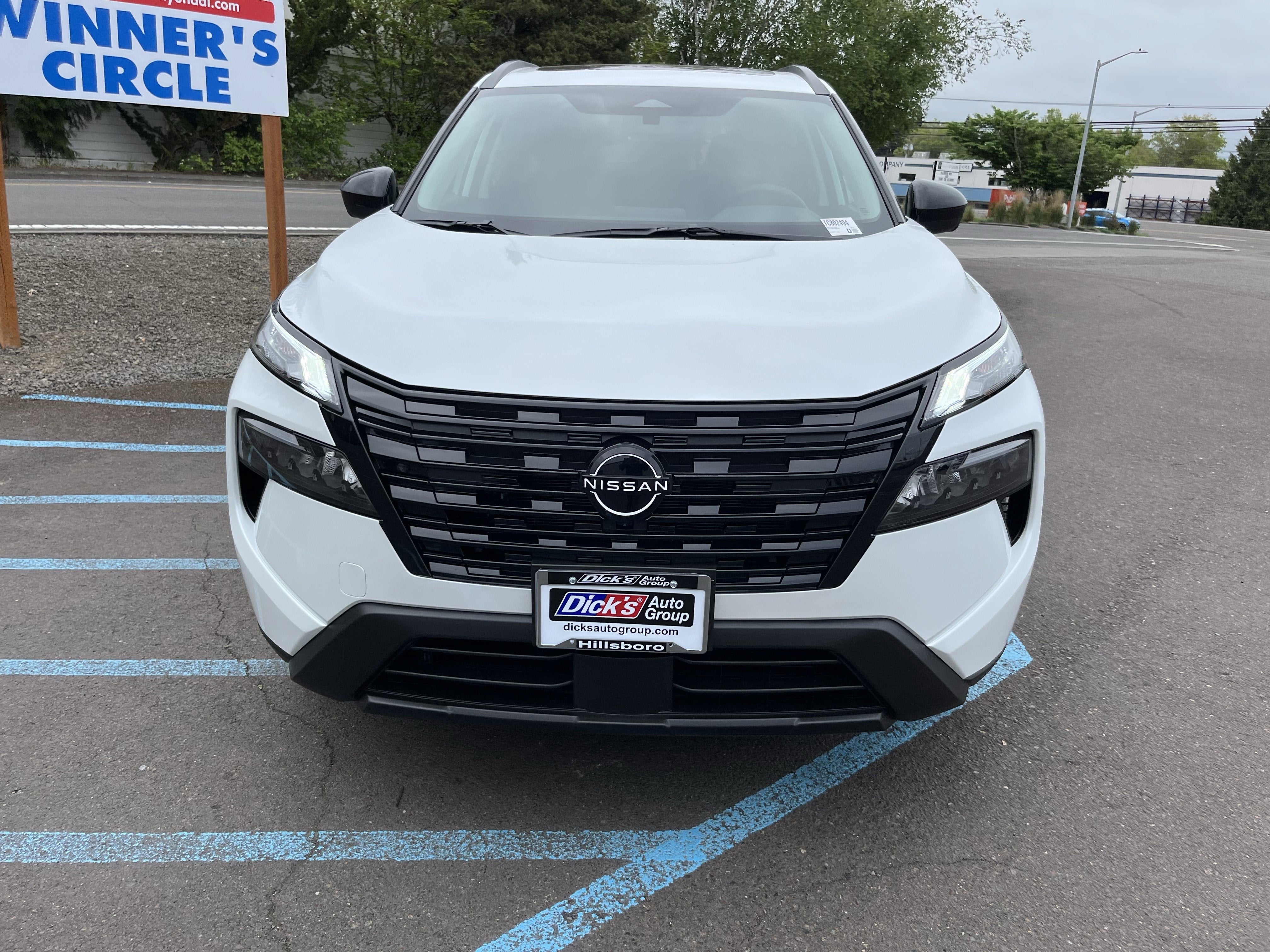 2026 Nissan Rogue Dark Armor