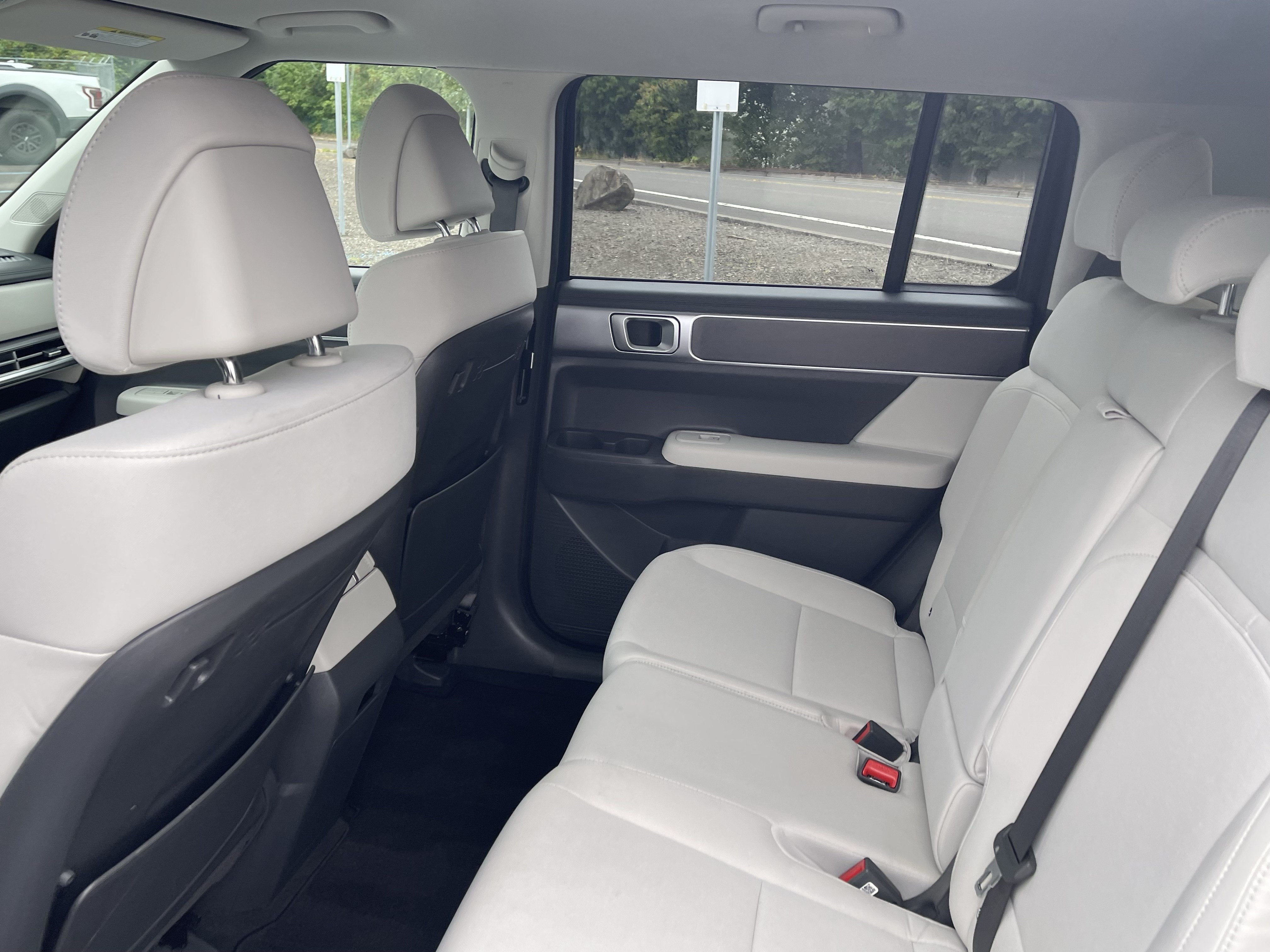 2025 Hyundai Santa Fe SE