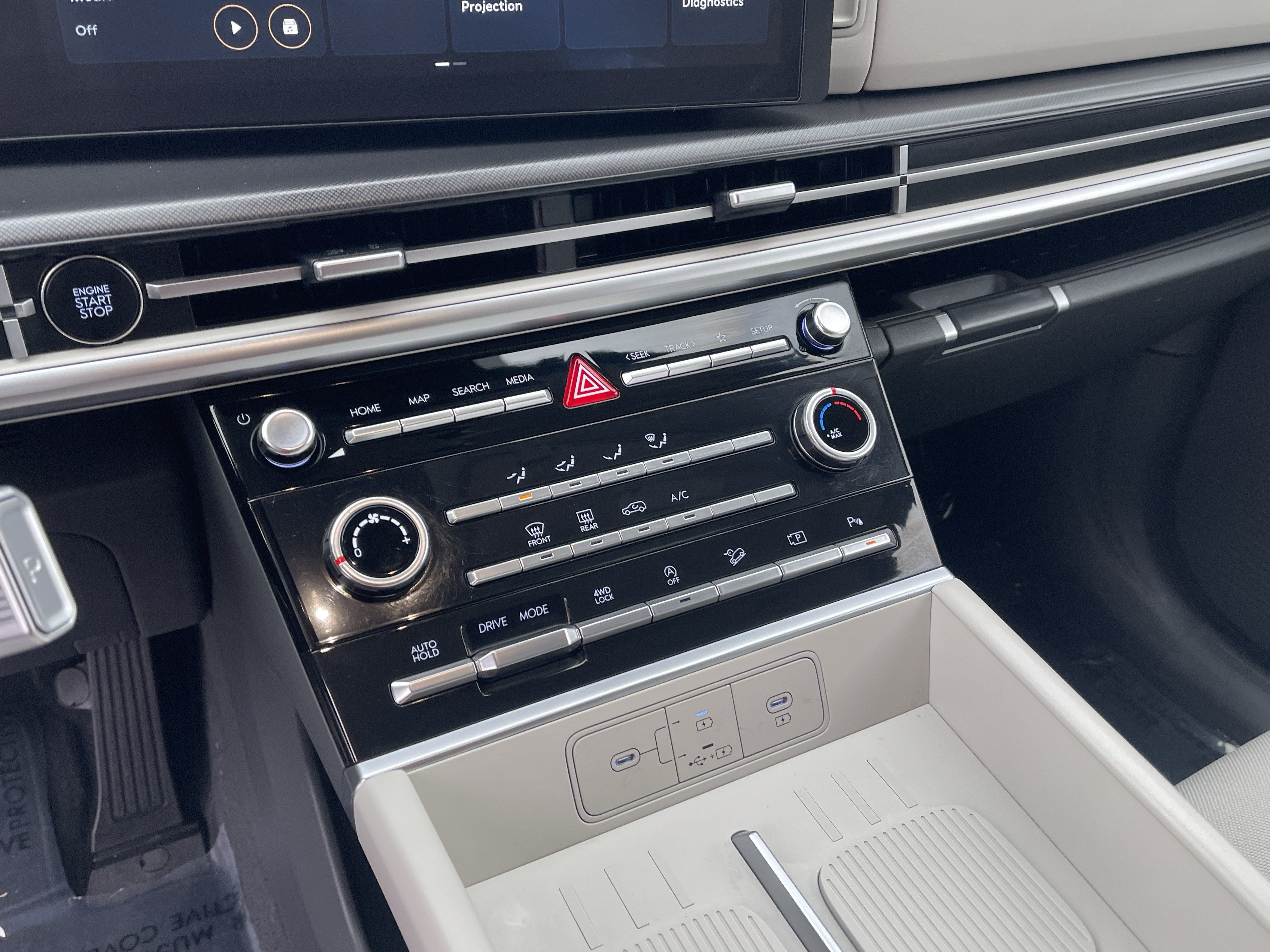 2025 Hyundai Santa Fe SE