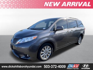 2017 Toyota Sienna XLE
