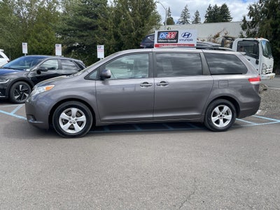 2013 Toyota Sienna LE AAS