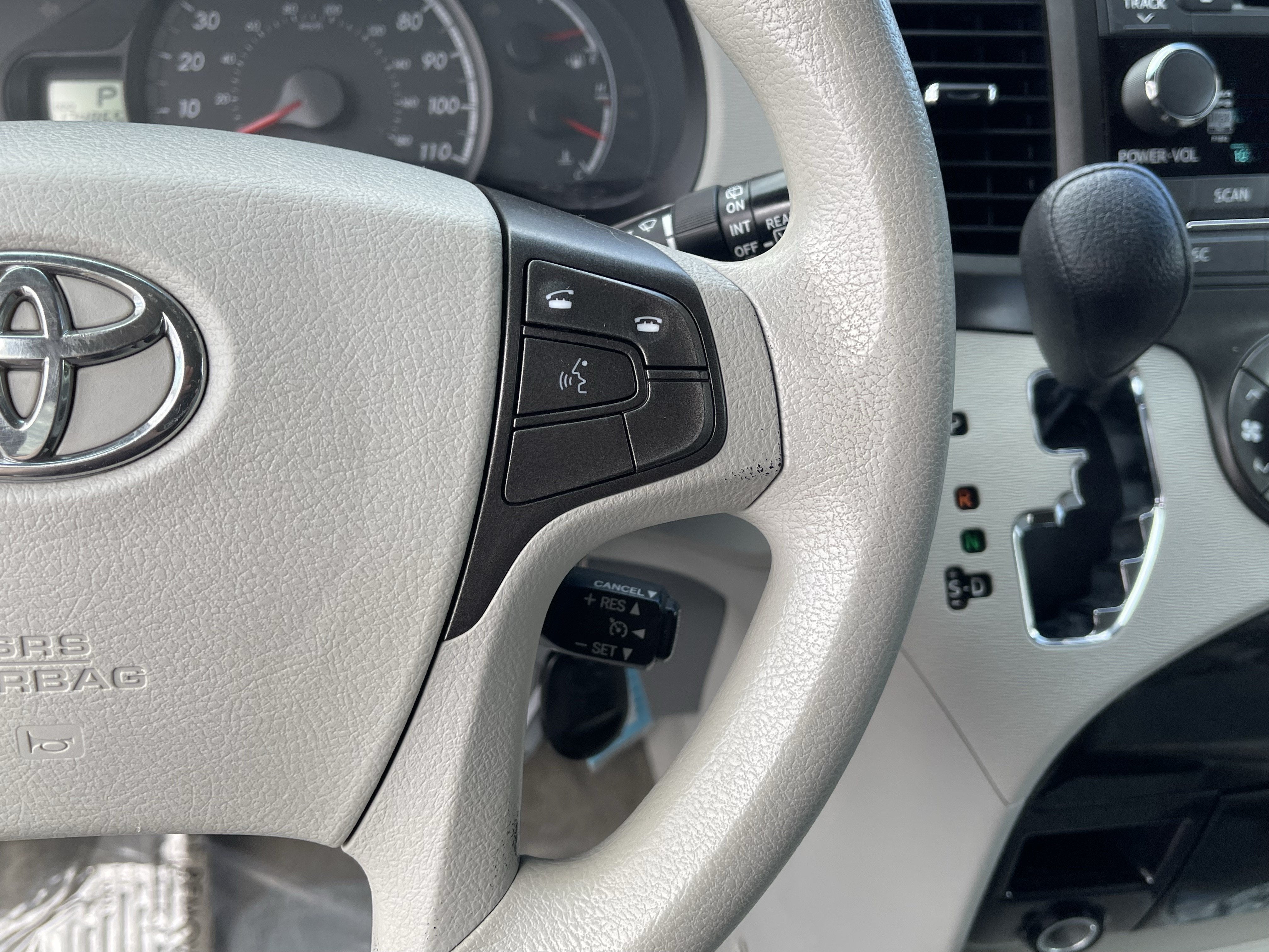 2013 Toyota Sienna LE AAS