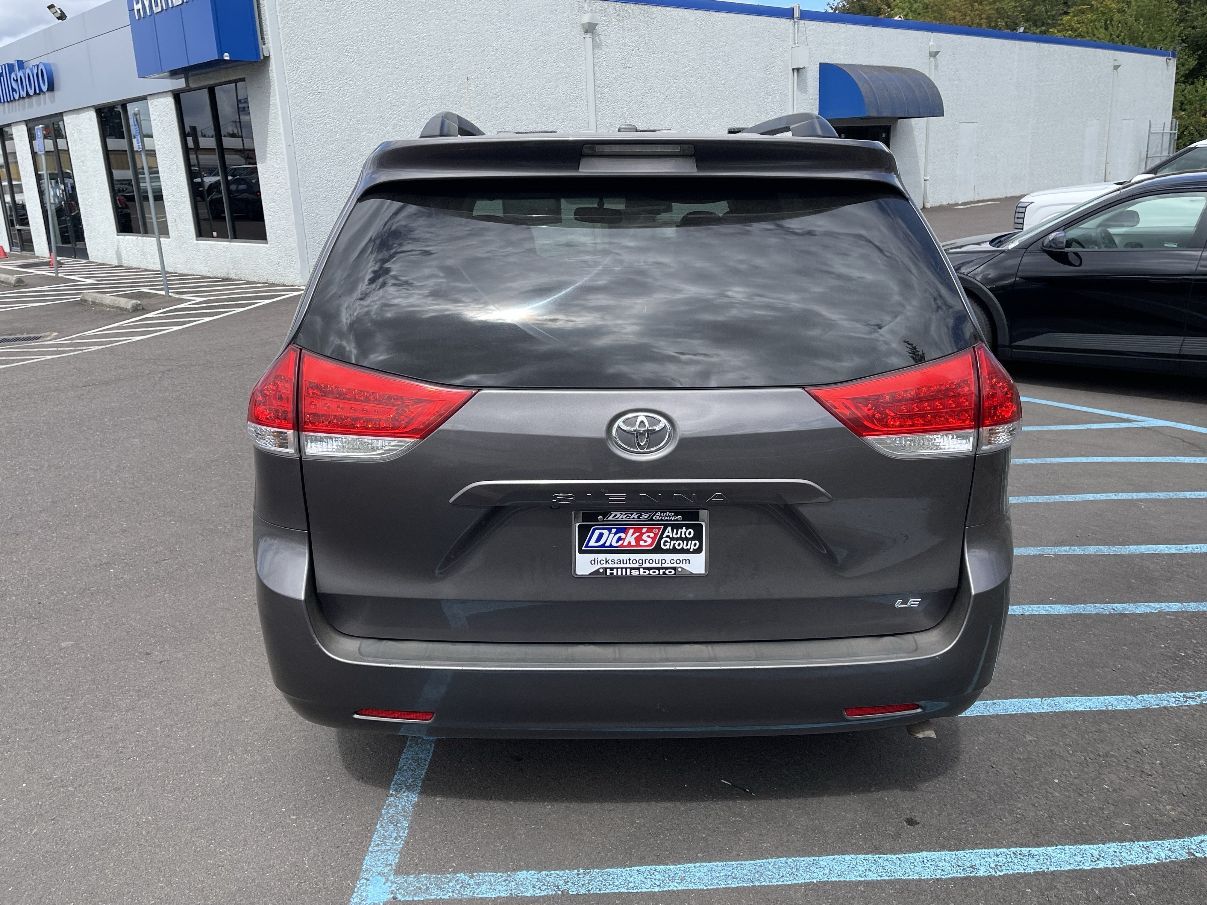 2013 Toyota Sienna LE AAS