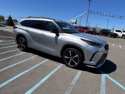 2022 Toyota Highlander XSE