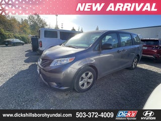 2011 Toyota Sienna 5dr 7-Pass Van V6 FWD (Natl)