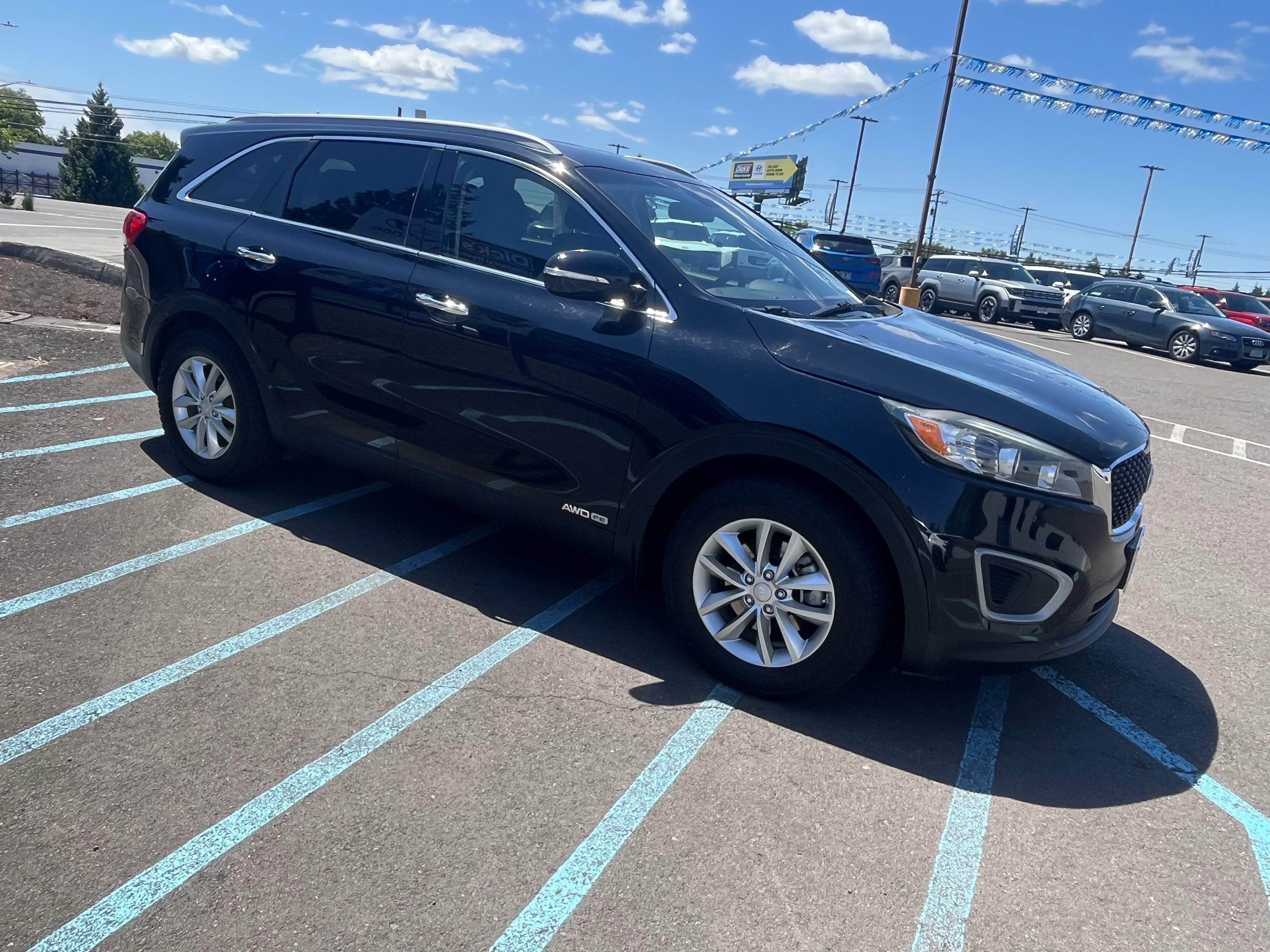 2016 Kia Sorento LX