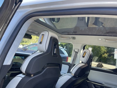 2025 Rivian R1T Adventure