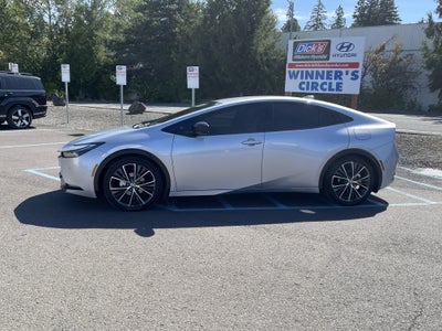 2024 Toyota Prius LE