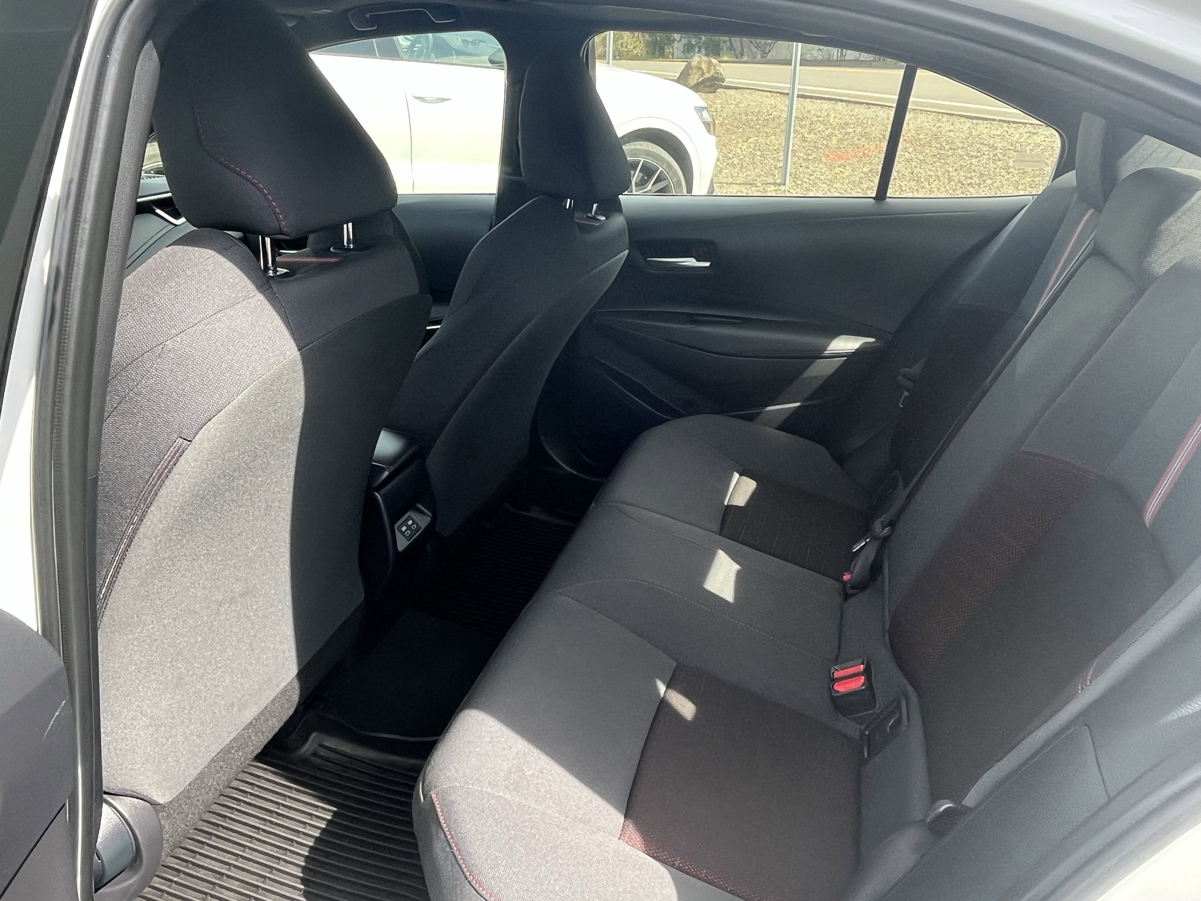 2024 Toyota Corolla Hybrid SE