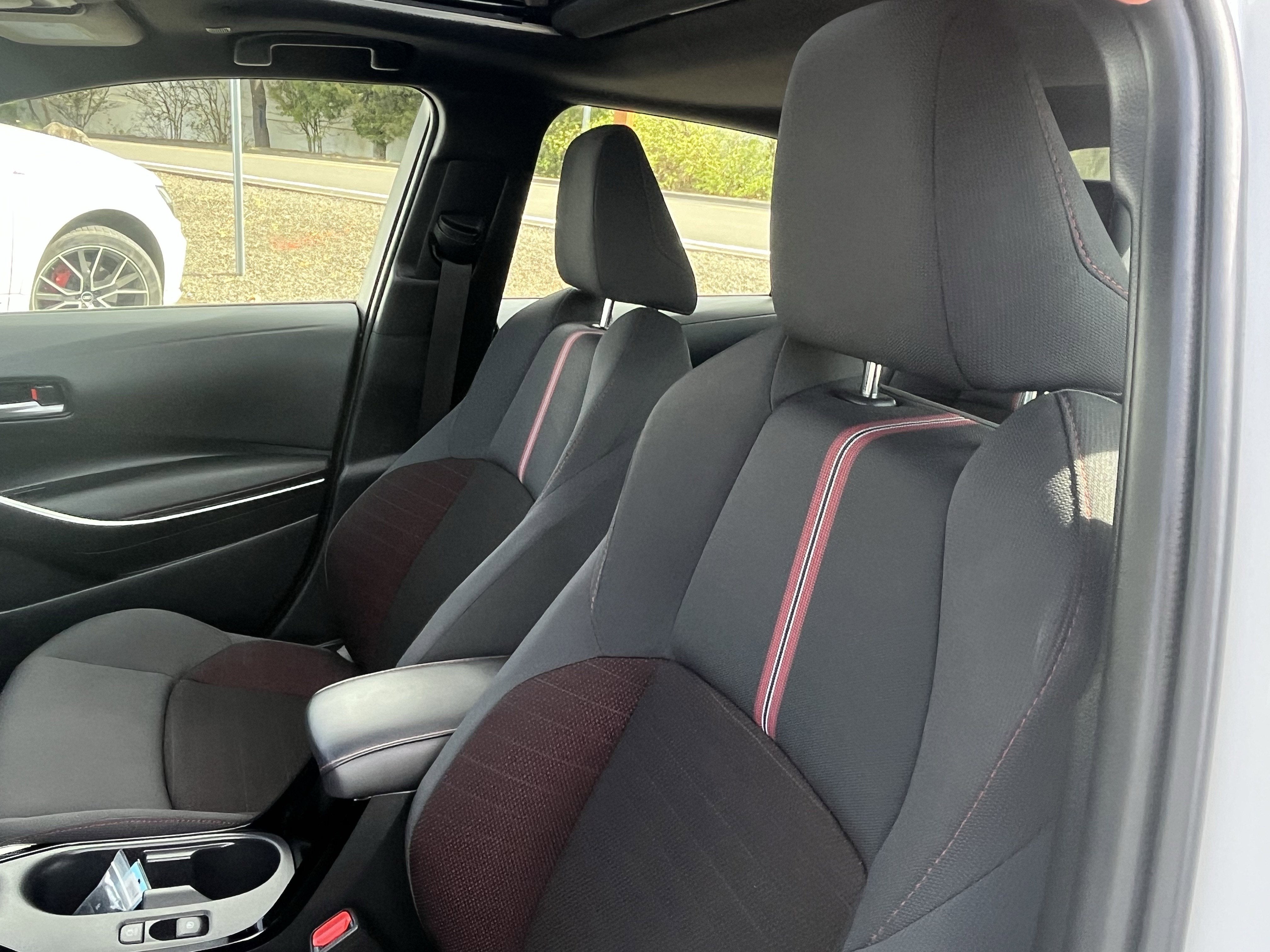 2024 Toyota Corolla Hybrid SE