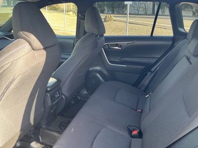 2023 Toyota RAV4 Hybrid SE