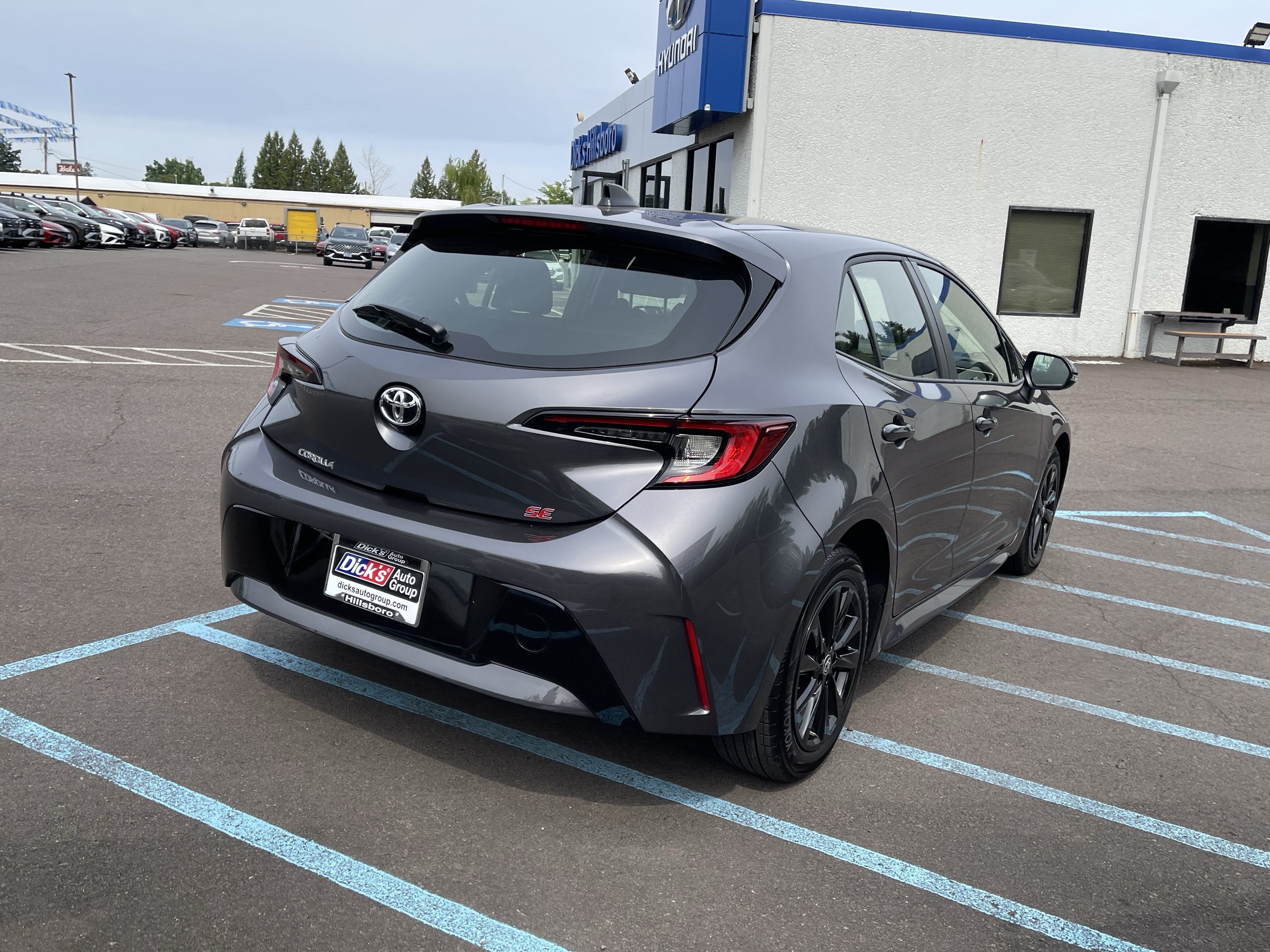 2026 Toyota Corolla Hatchback SE