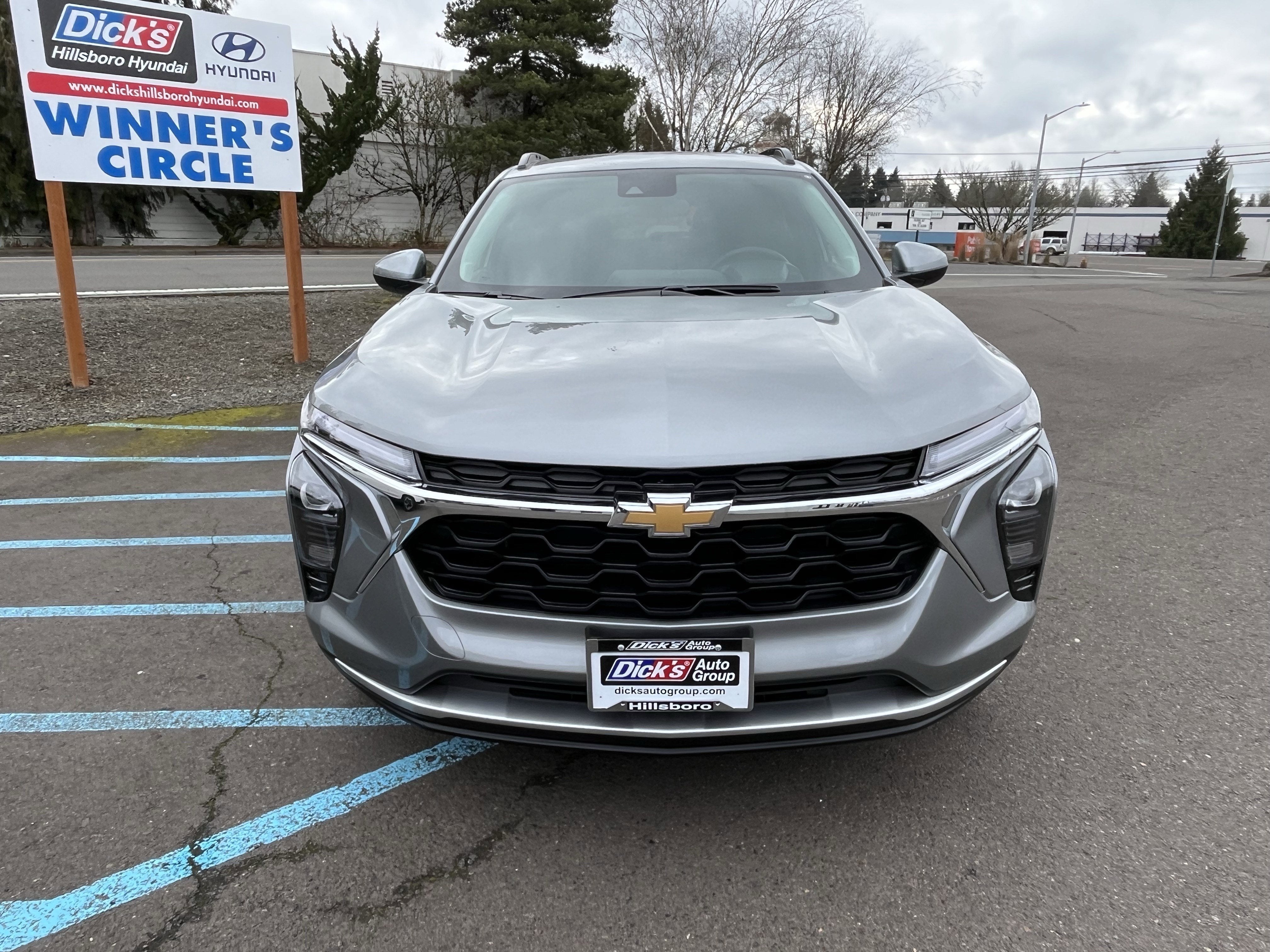 2025 Chevrolet Trax LT