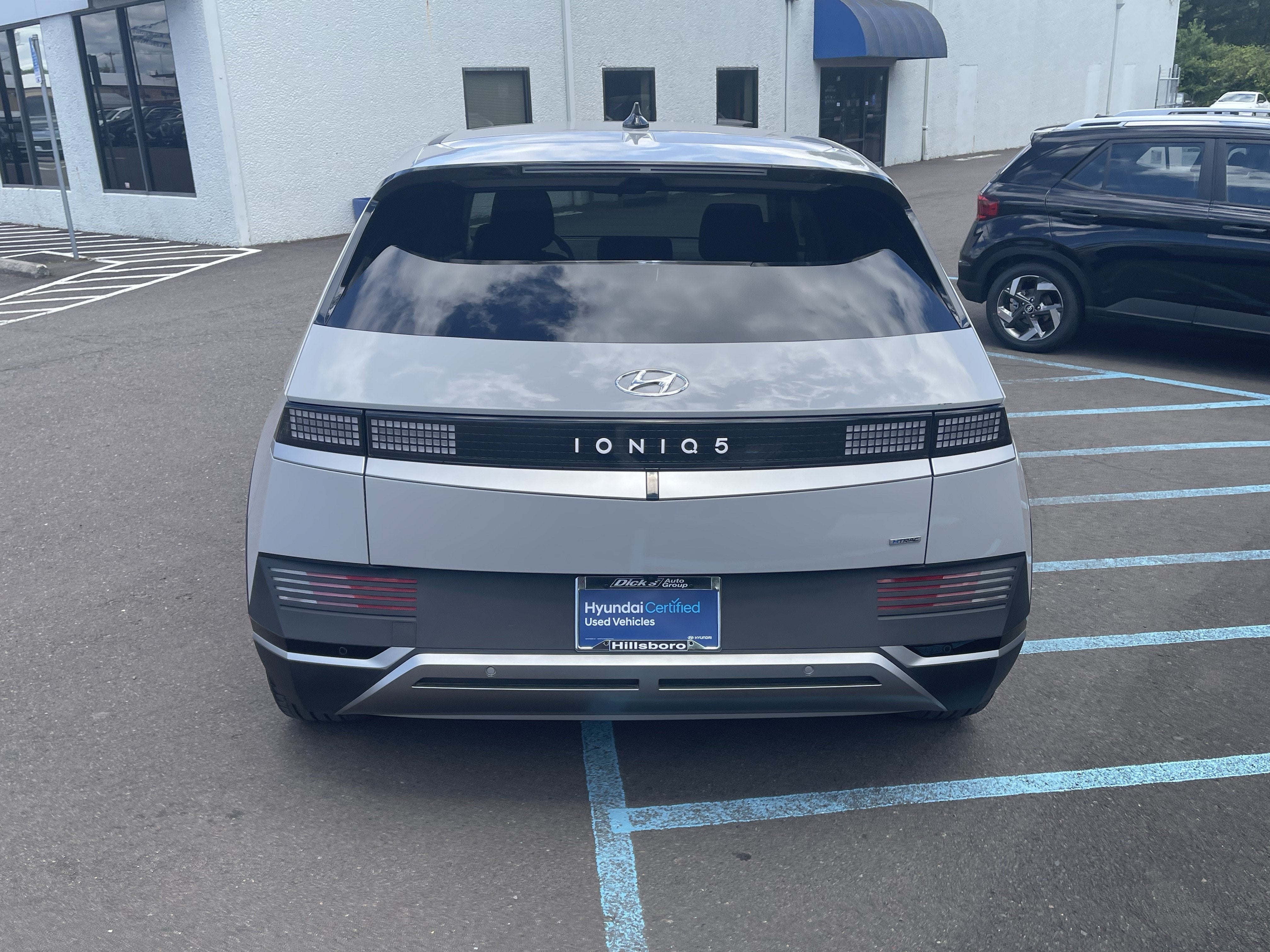 2024 Hyundai IONIQ 5 SE