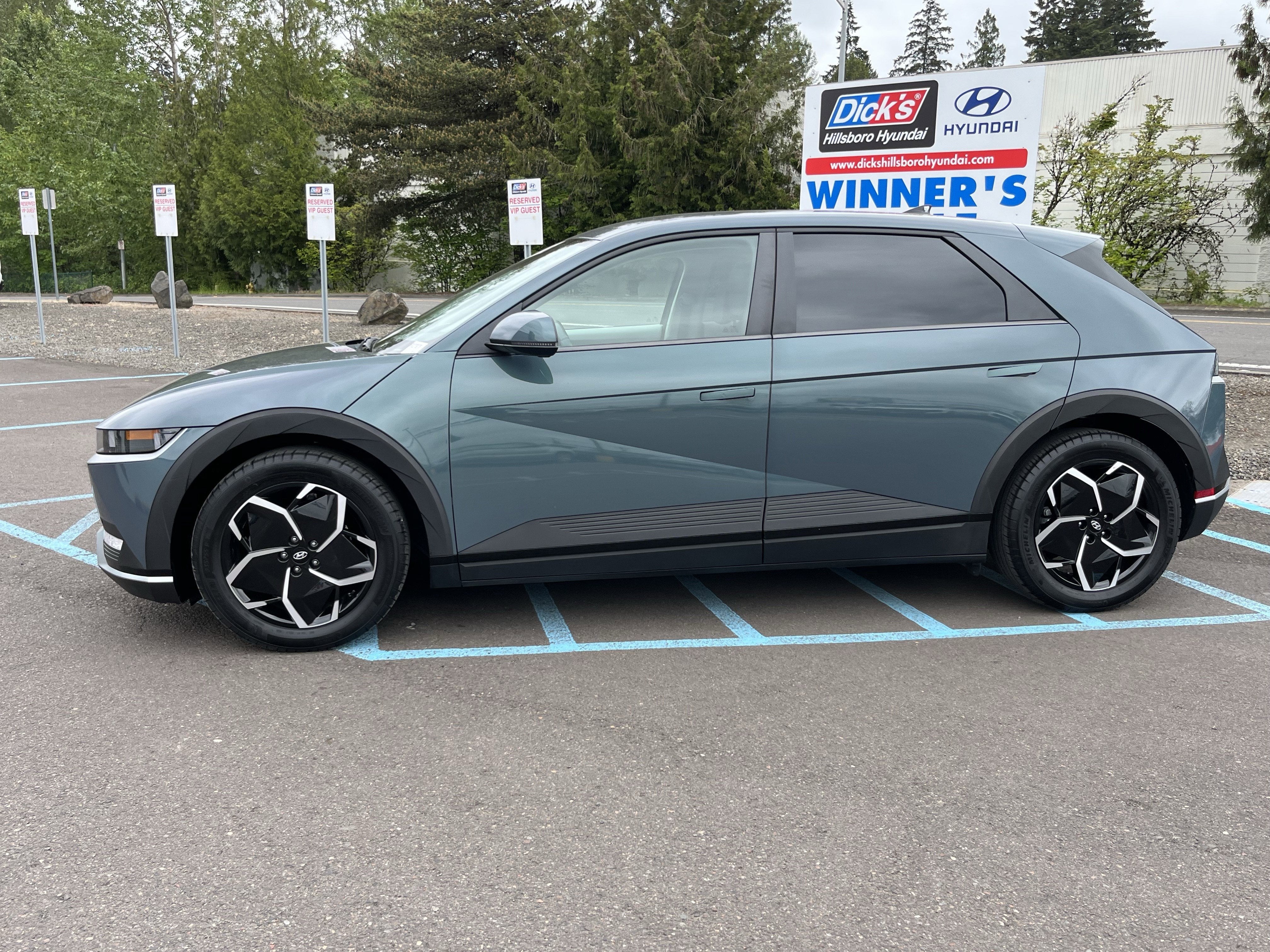 2024 Hyundai IONIQ 5 SEL