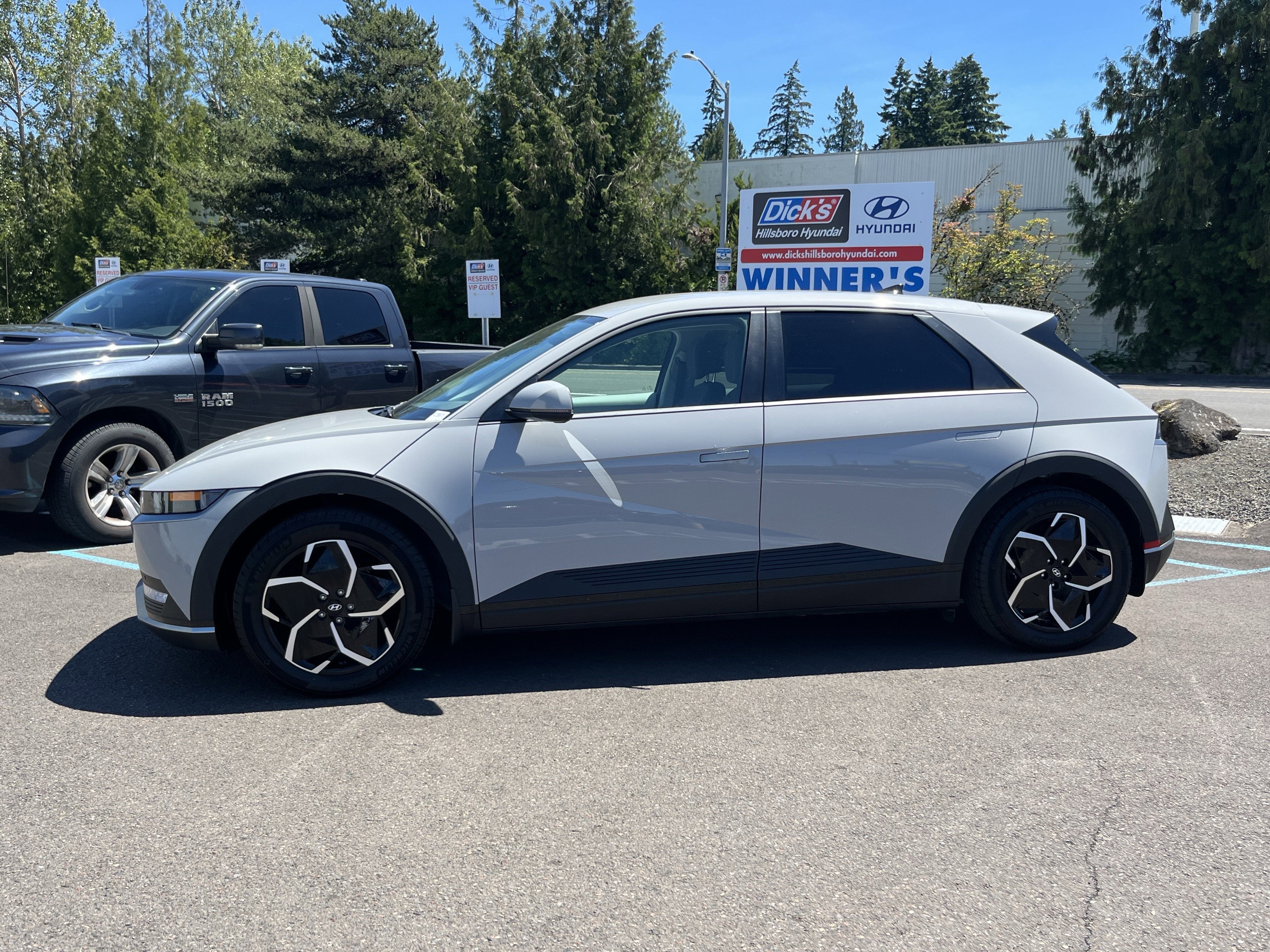 2024 Hyundai IONIQ 5 SEL