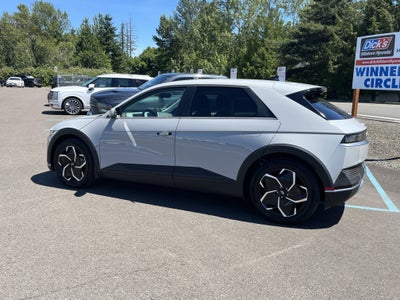 2024 Hyundai IONIQ 5 SEL