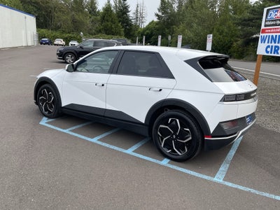 2024 Hyundai IONIQ 5 SEL