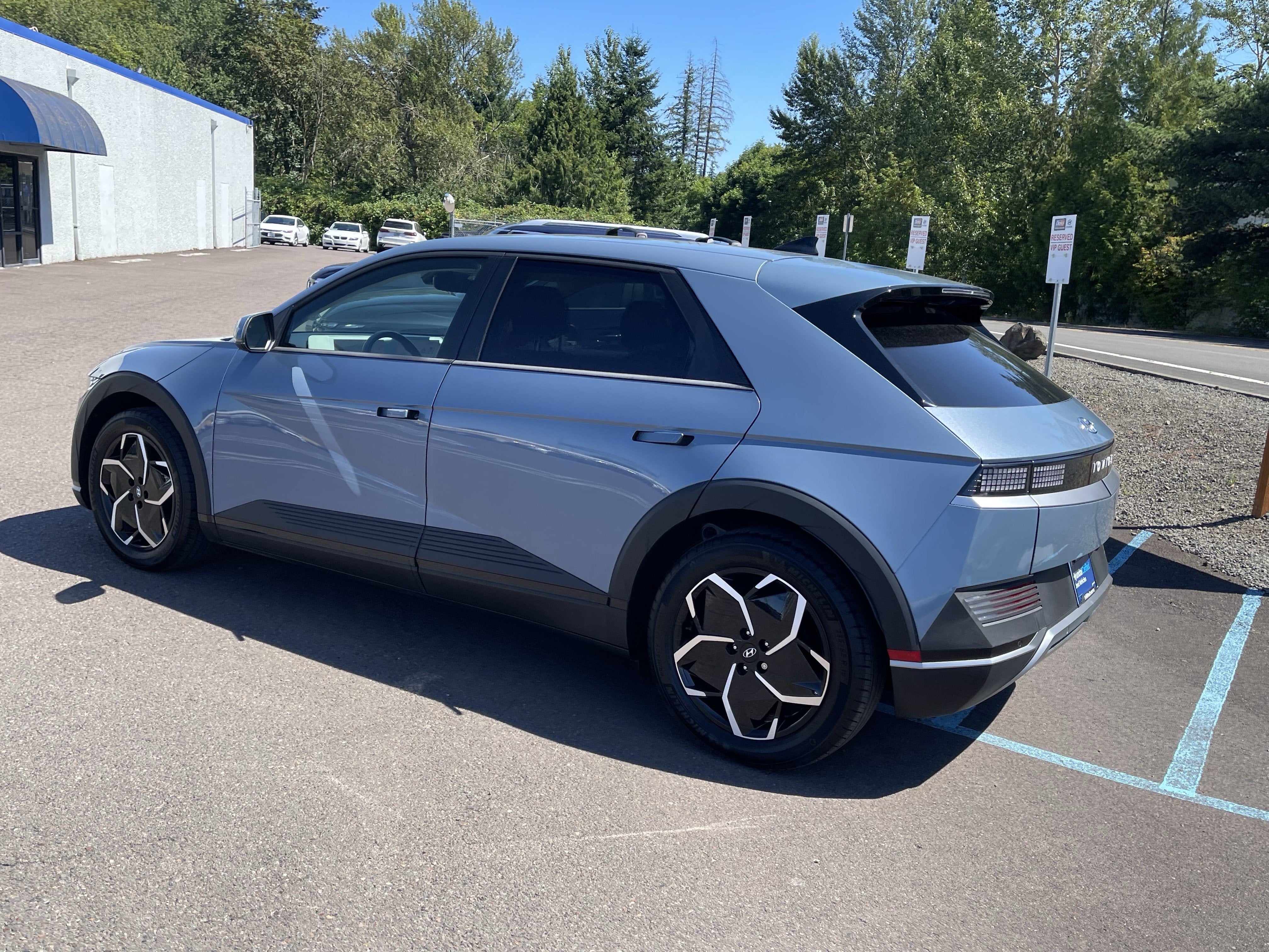 2024 Hyundai IONIQ 5 SEL