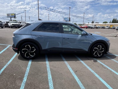 2024 Hyundai IONIQ 5 SEL