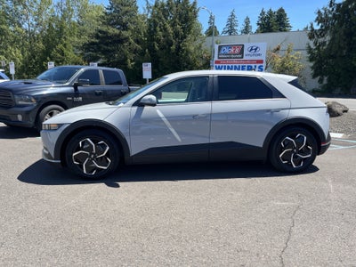 2024 Hyundai IONIQ 5 SEL