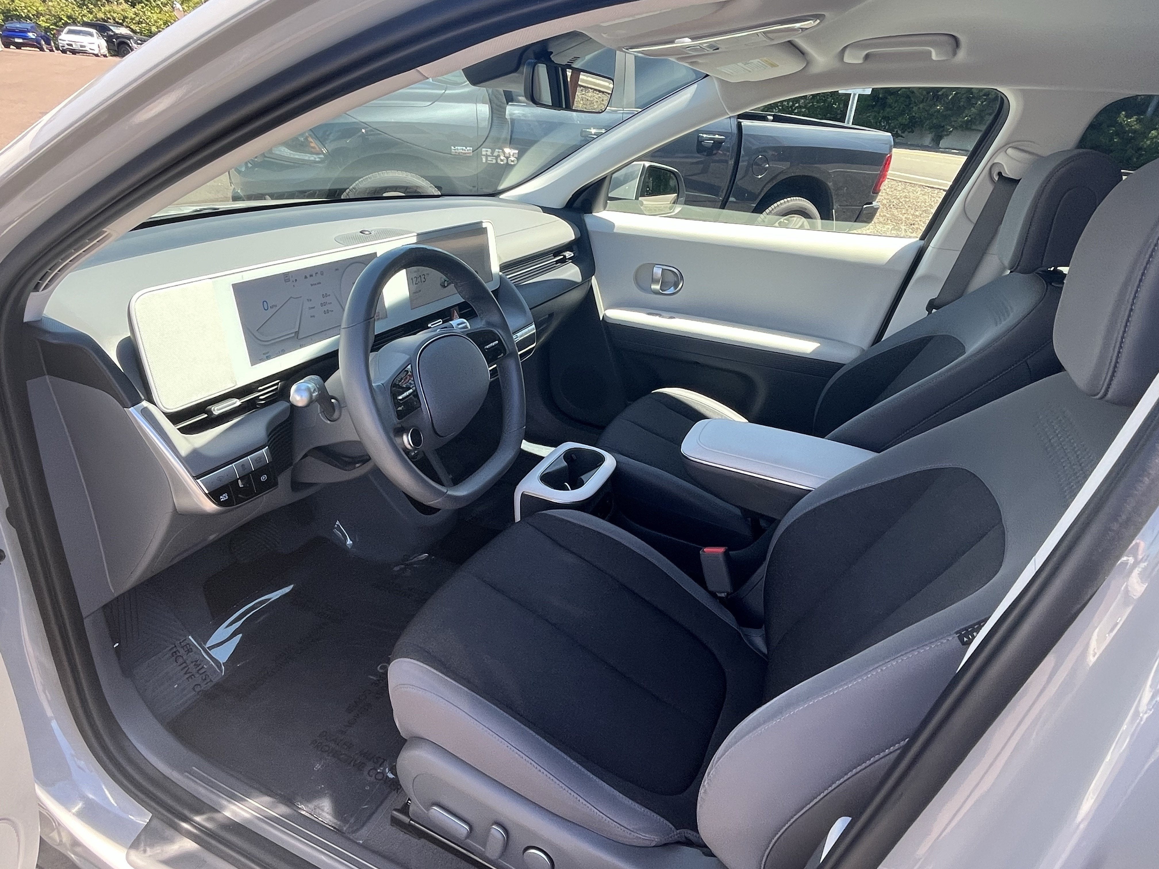 2024 Hyundai IONIQ 5 SEL