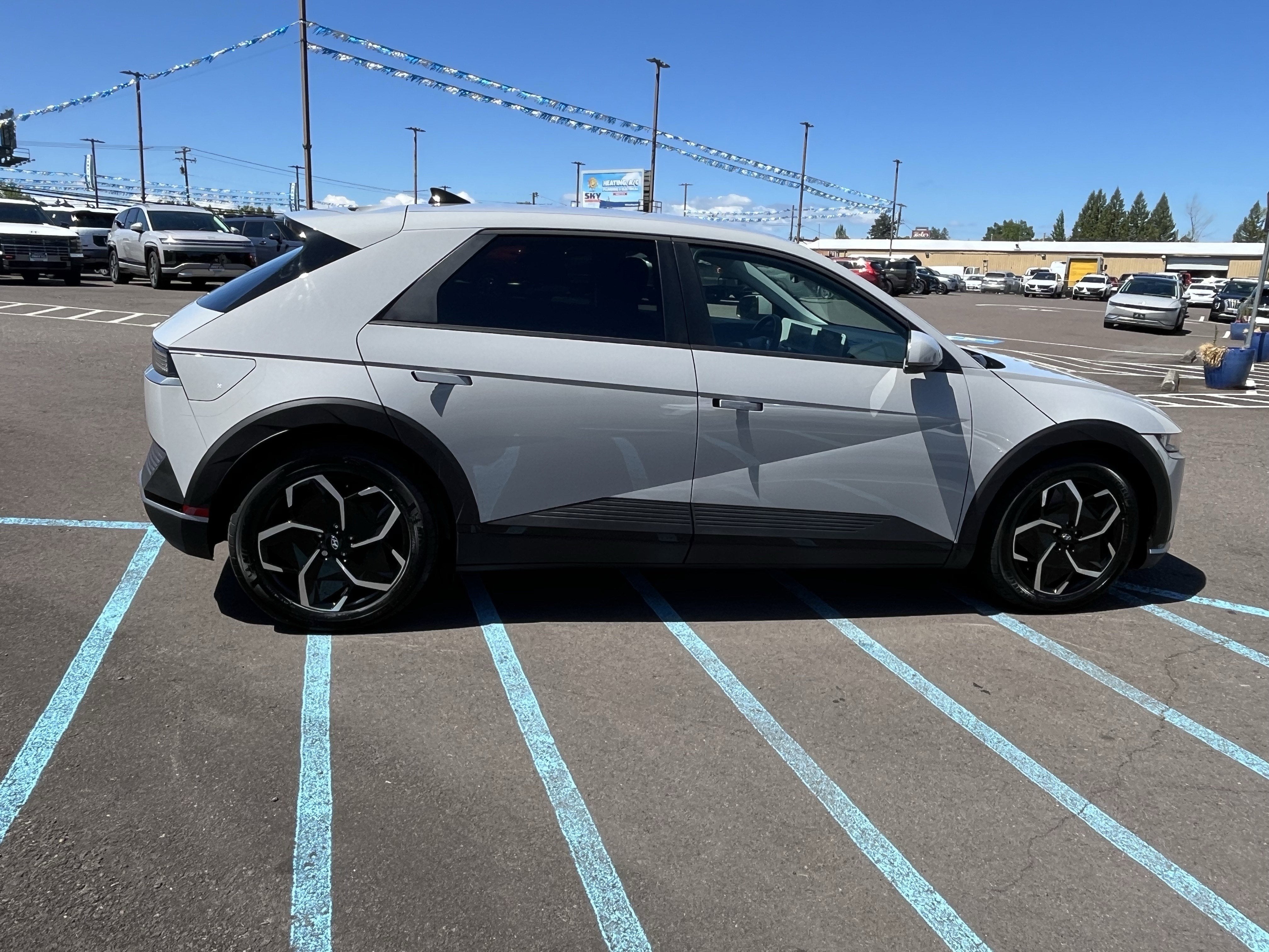 2024 Hyundai IONIQ 5 SEL
