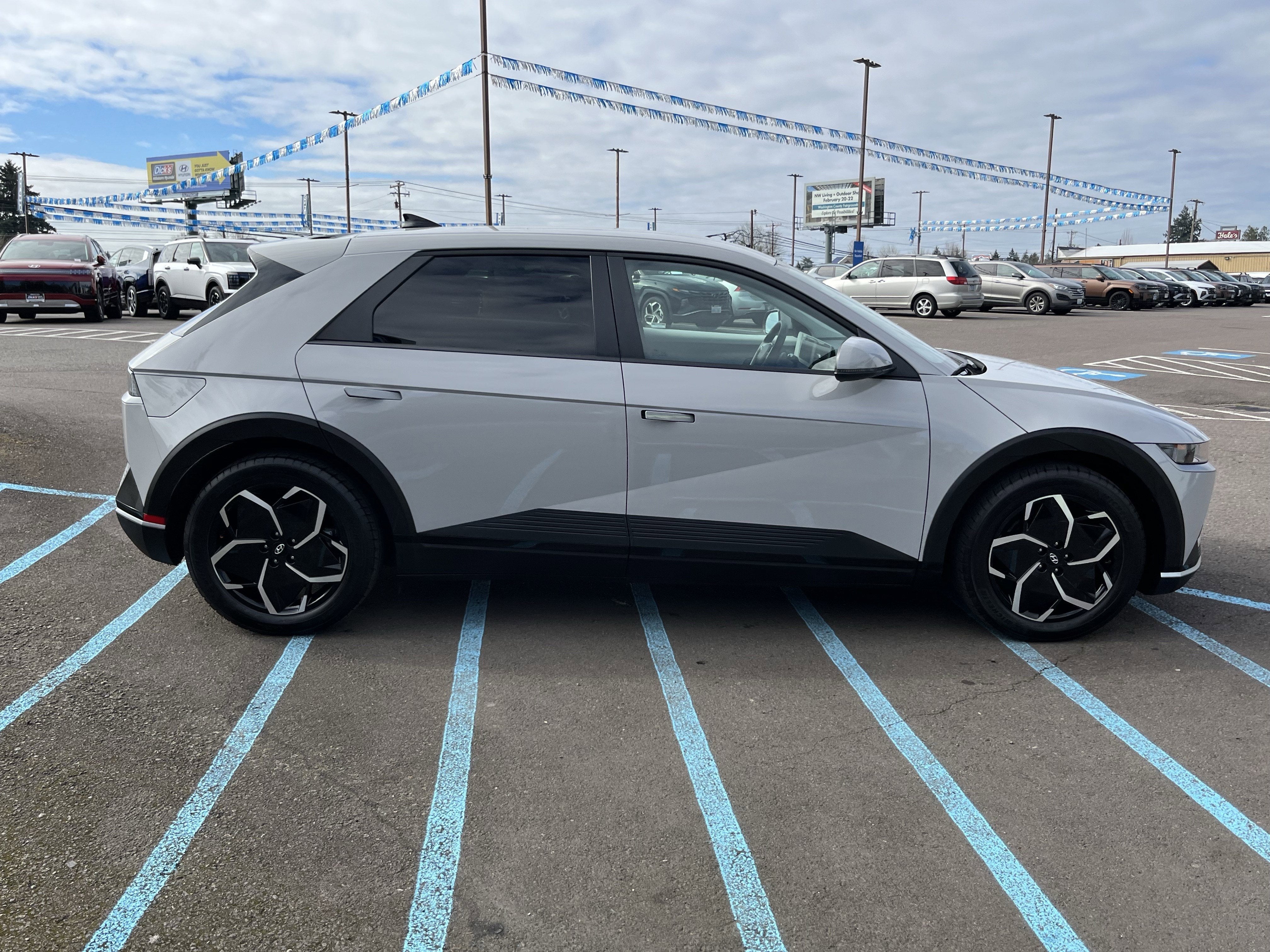 2024 Hyundai IONIQ 5 SEL