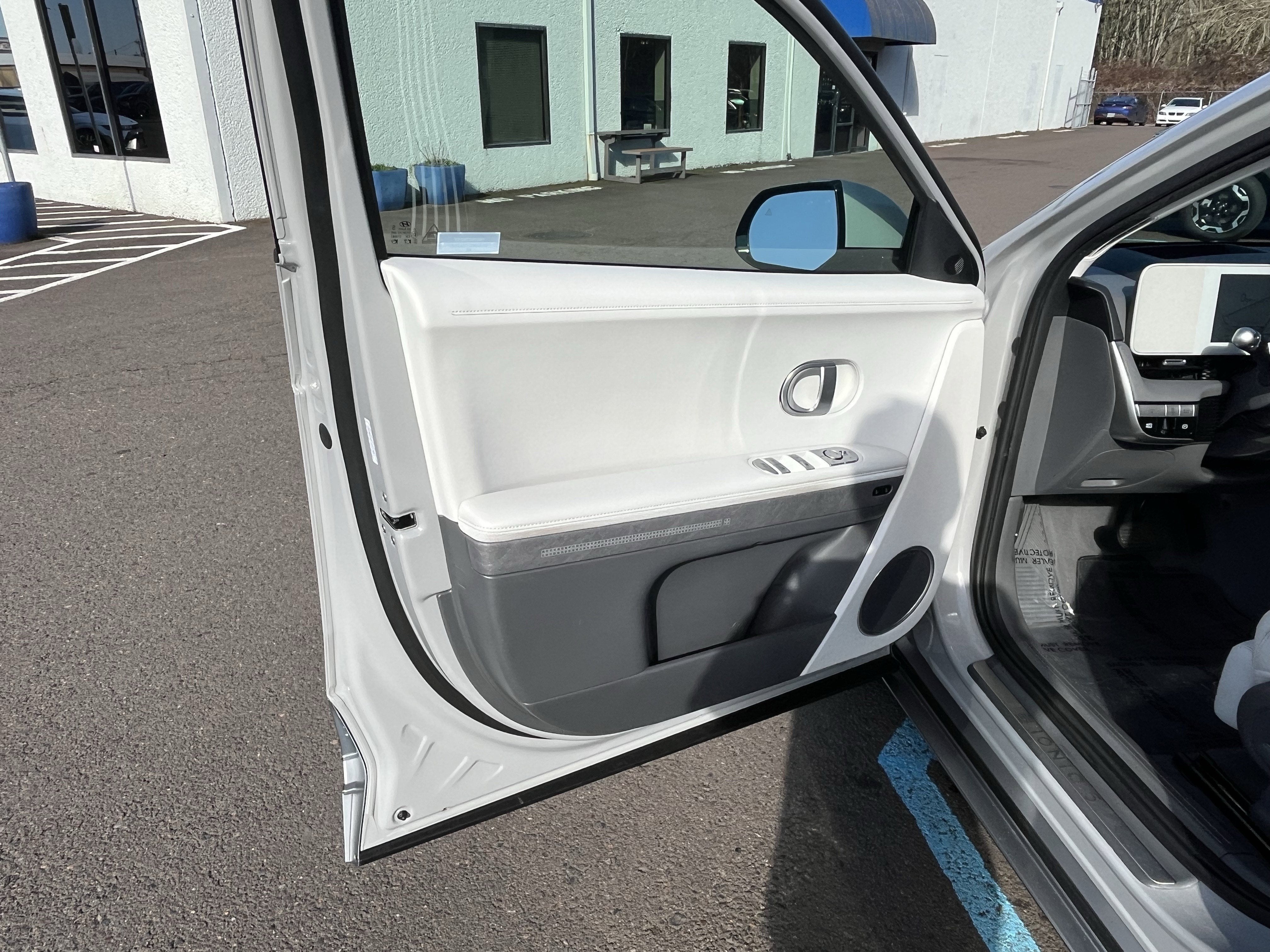 2024 Hyundai IONIQ 5 Limited