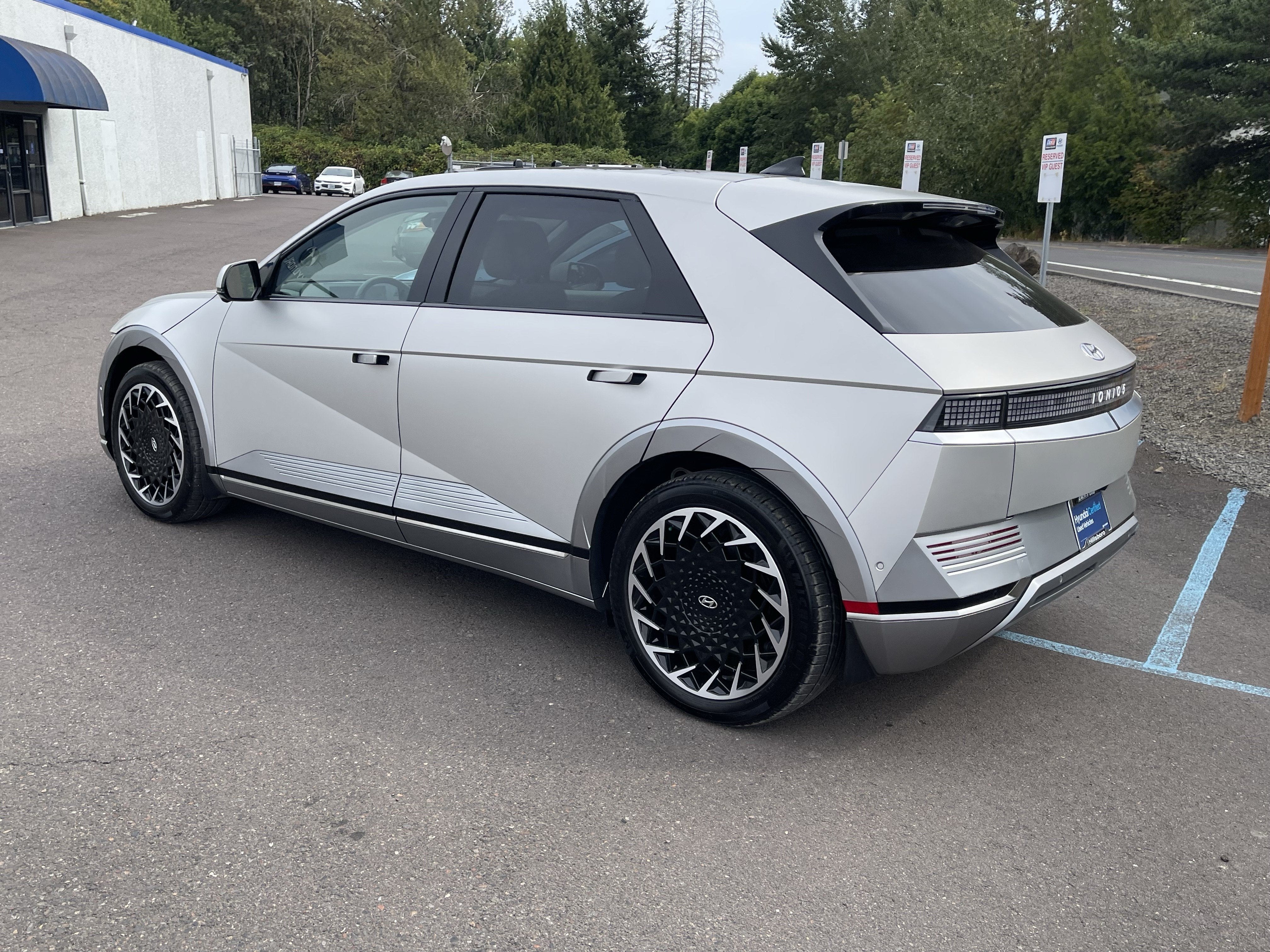 2024 Hyundai IONIQ 5 Limited