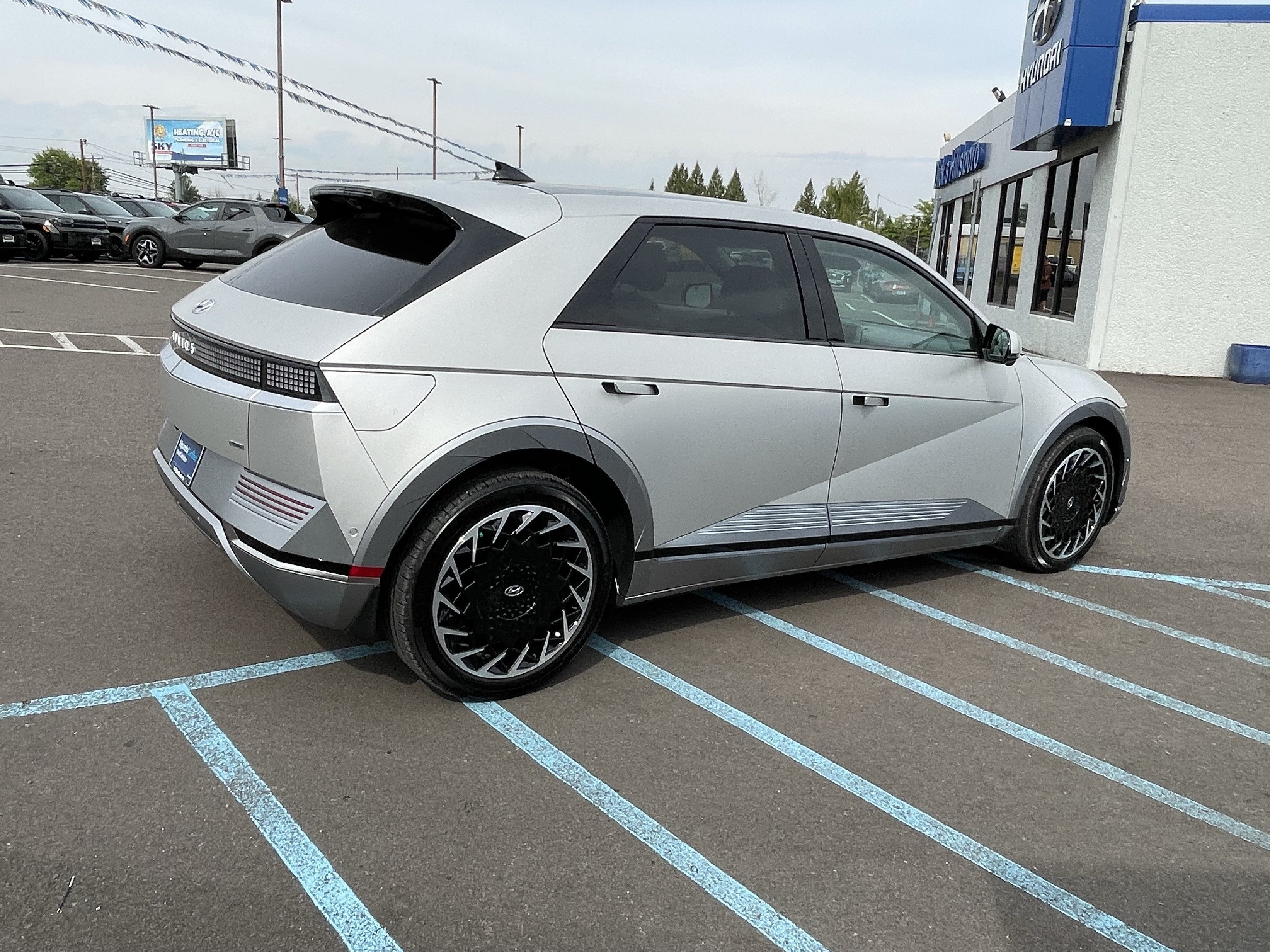 2024 Hyundai IONIQ 5 Limited