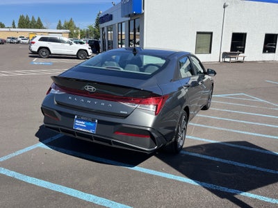 2025 Hyundai Elantra Hybrid SEL Sport