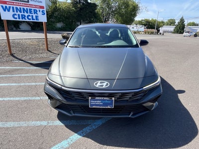 2025 Hyundai Elantra Hybrid SEL Sport