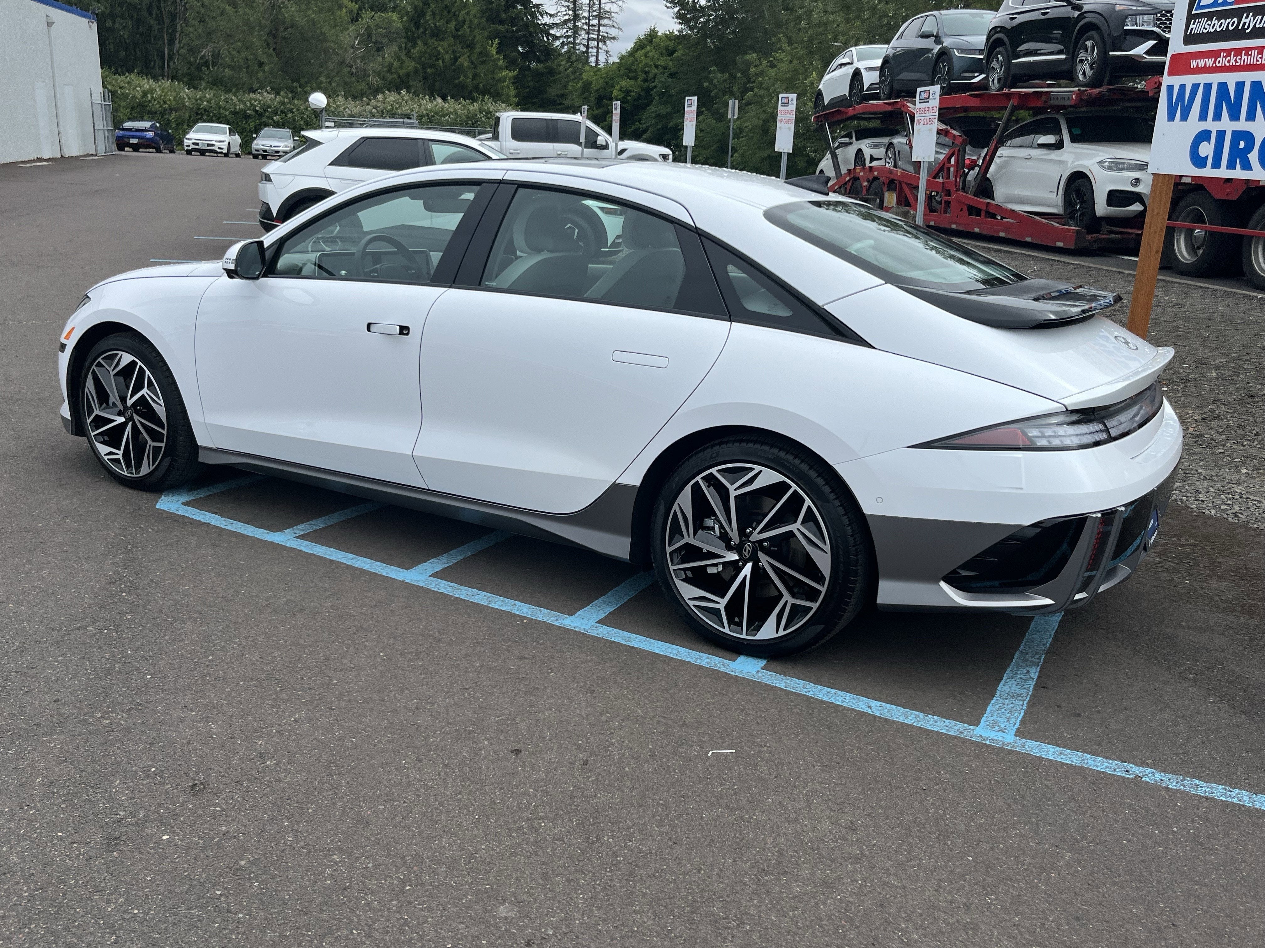 2025 Hyundai IONIQ 6 Limited