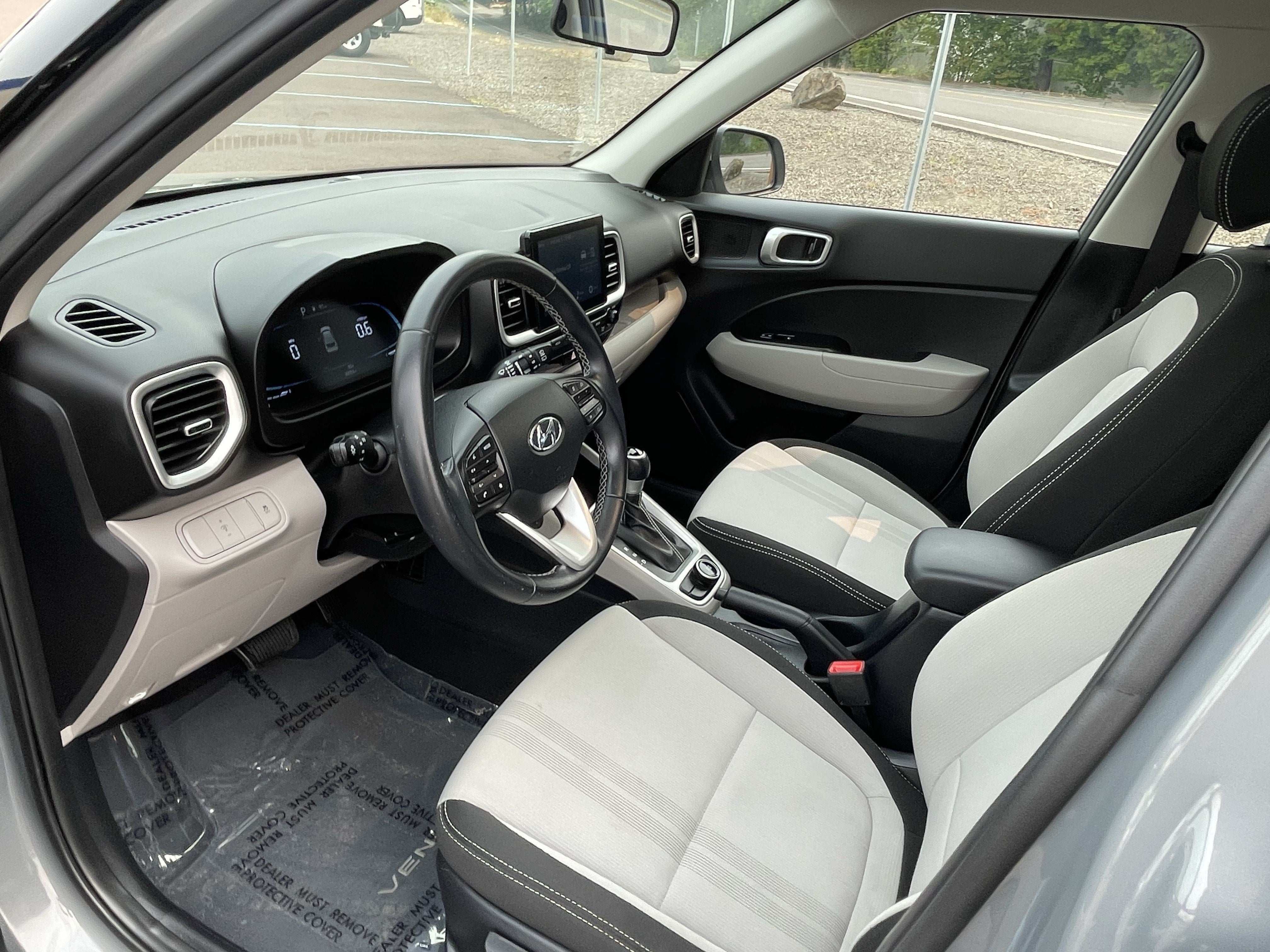 2023 Hyundai Venue SEL