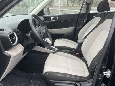 2022 Hyundai Venue SEL