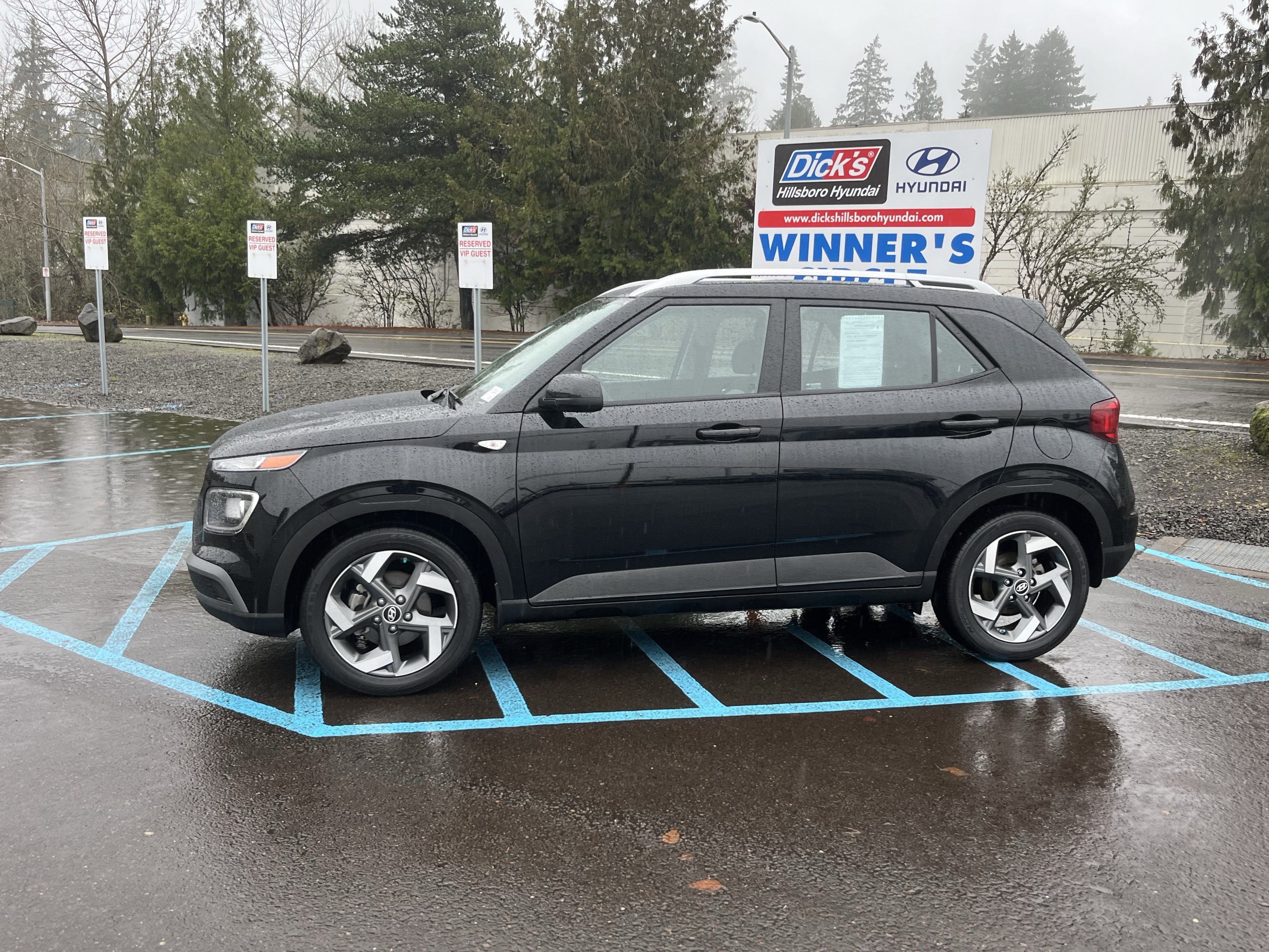 2022 Hyundai Venue SEL