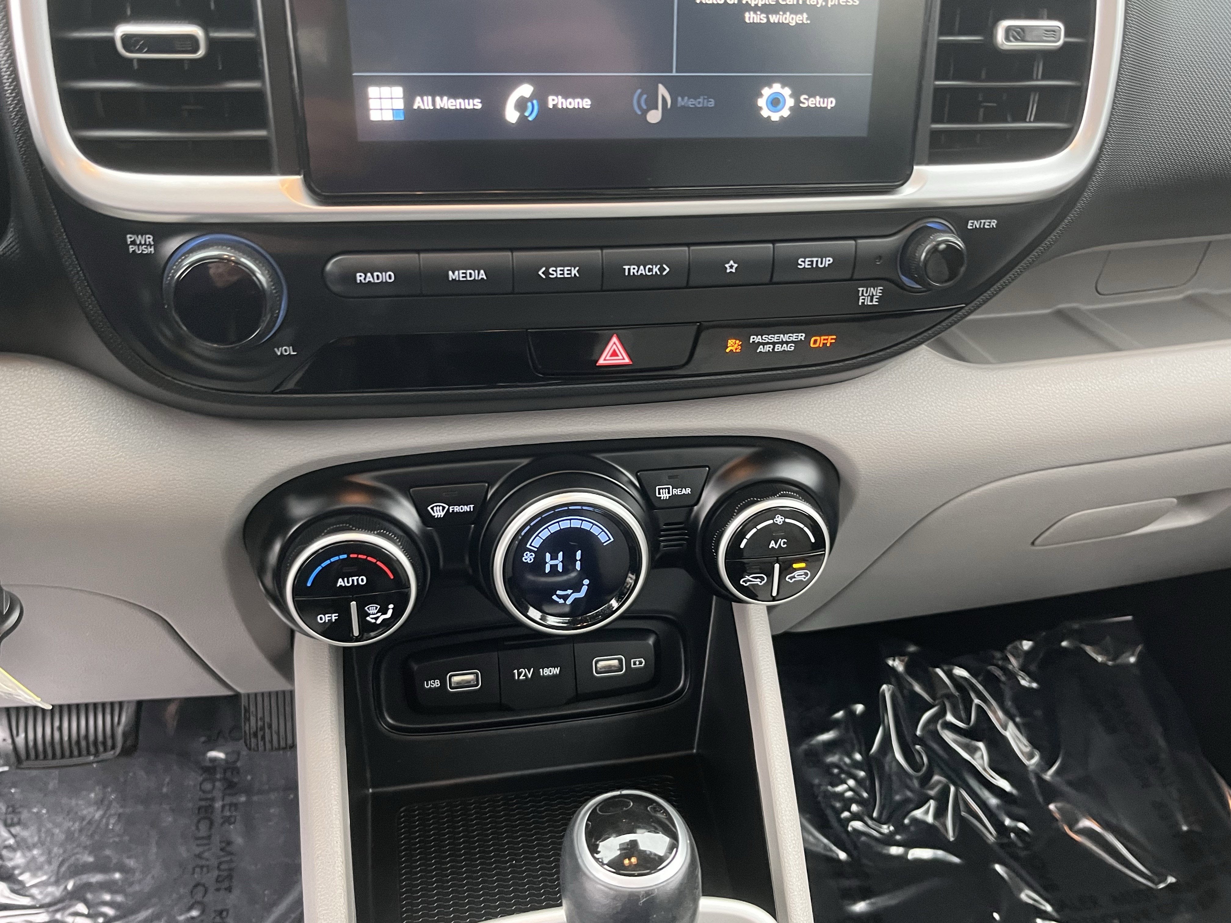 2022 Hyundai Venue SEL