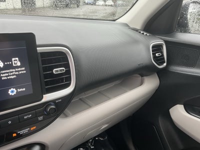 2022 Hyundai Venue SEL