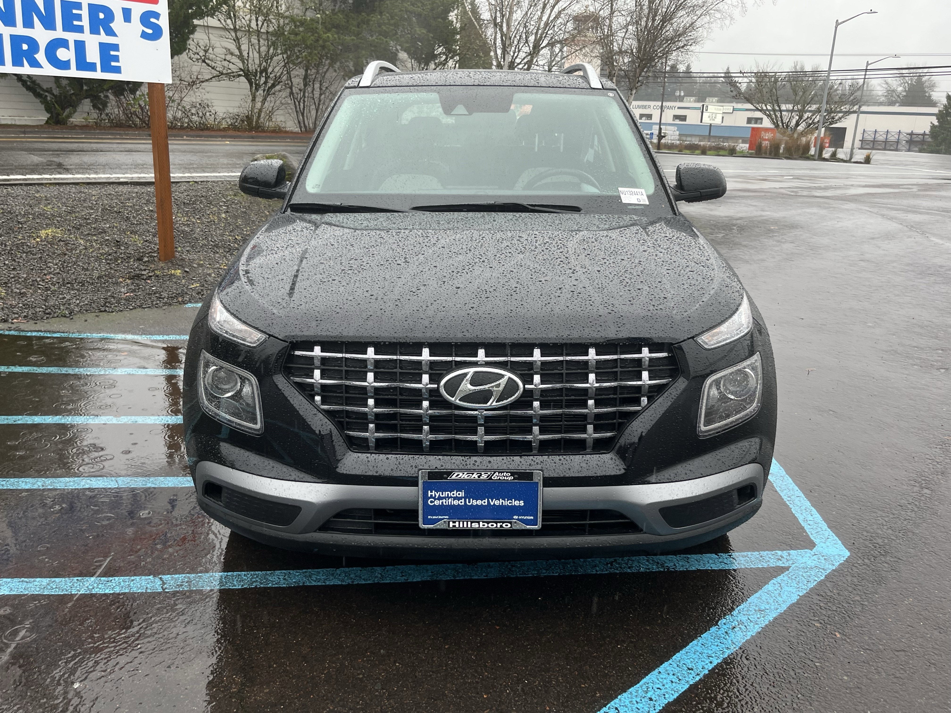 2022 Hyundai Venue SEL