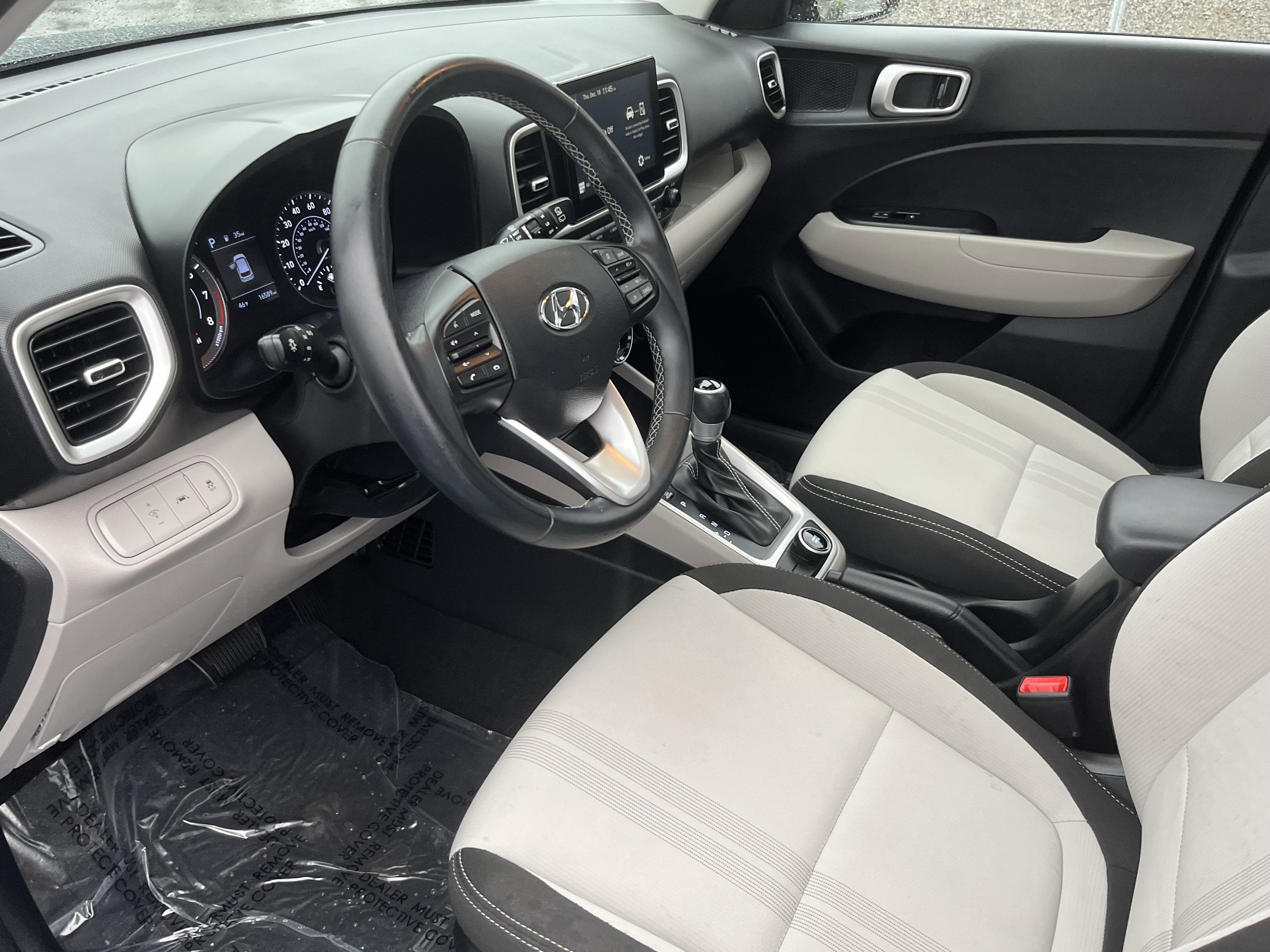 2022 Hyundai Venue SEL