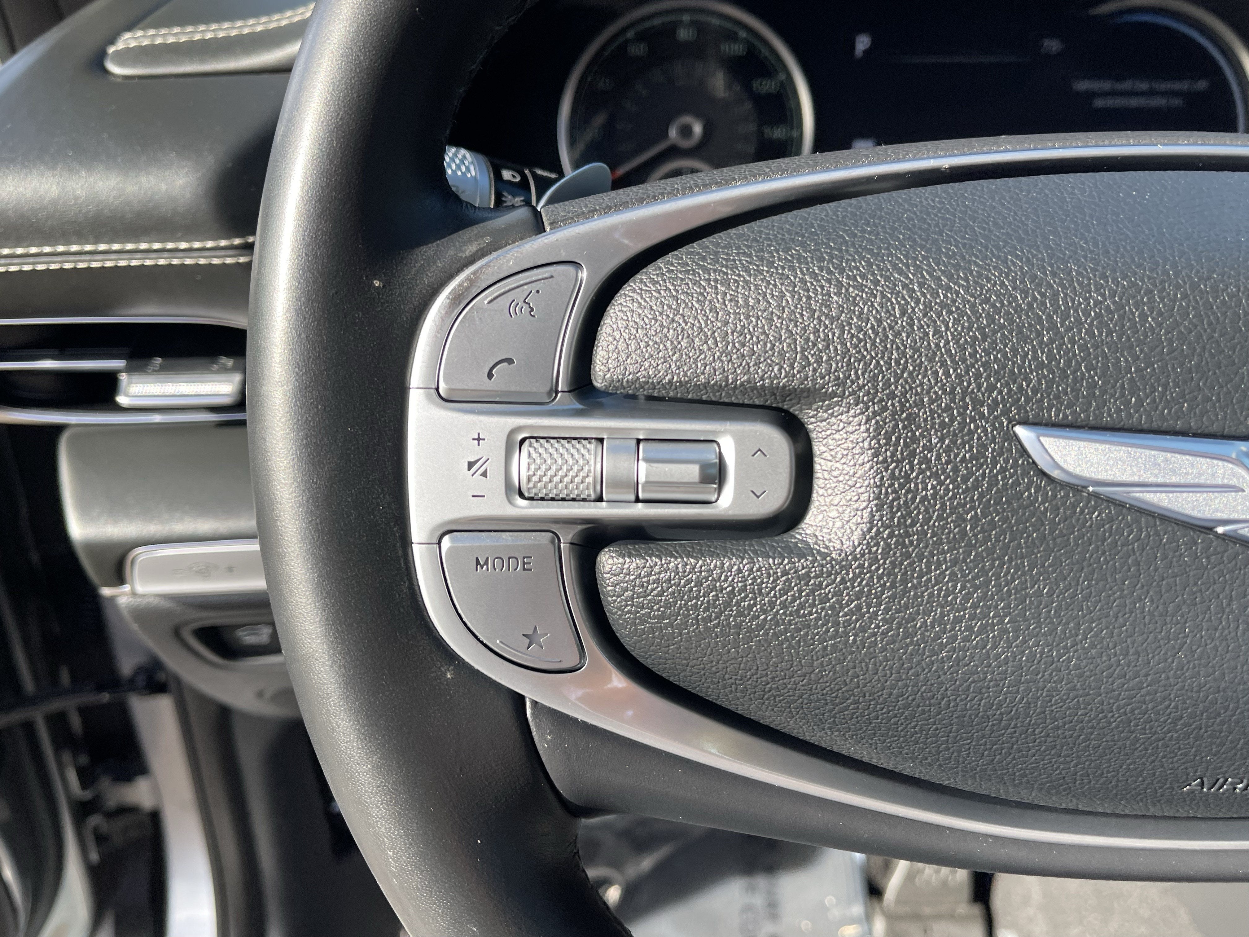 2023 Genesis GV80 Advanced +