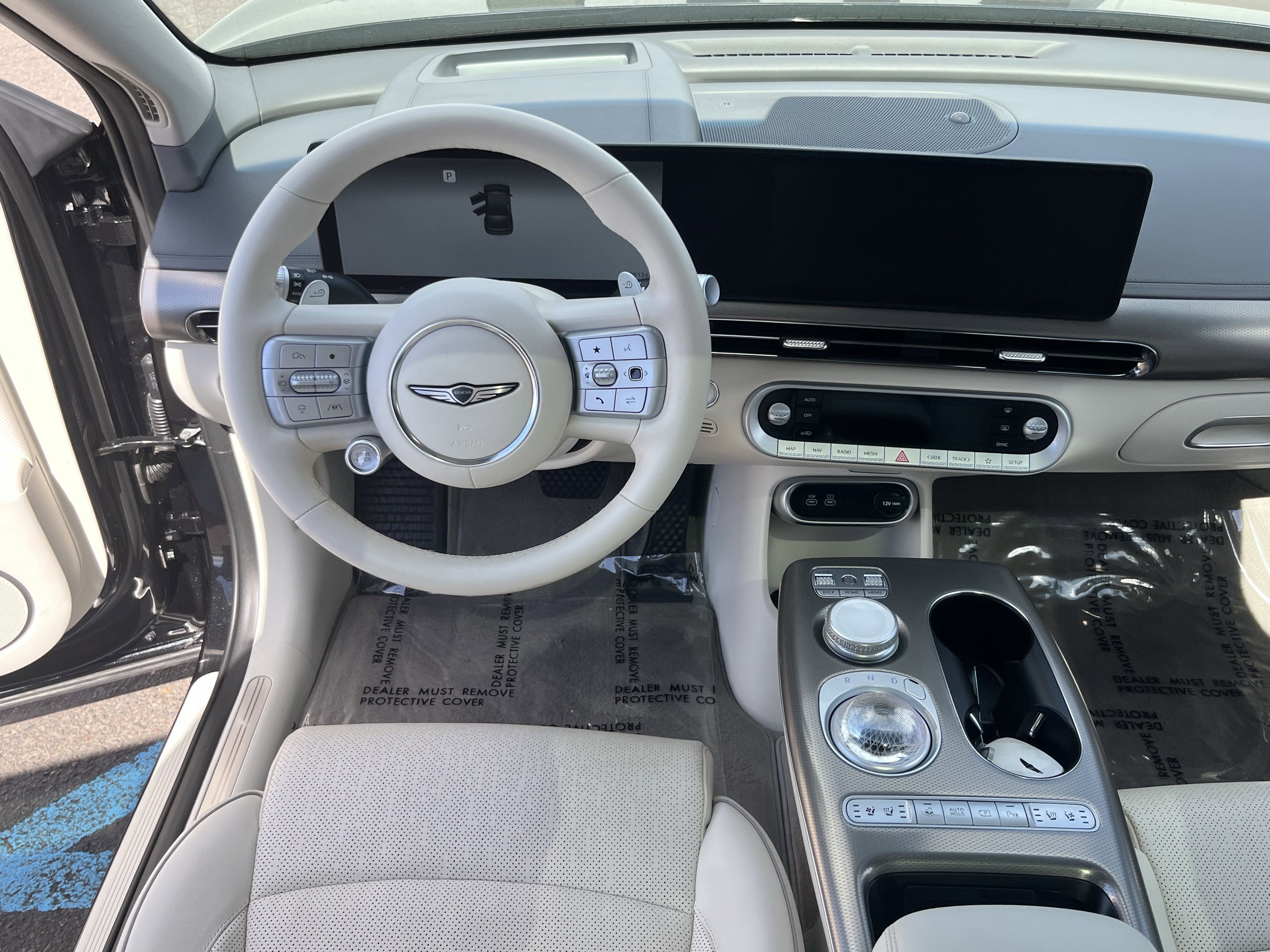 2023 Genesis GV60 Advanced