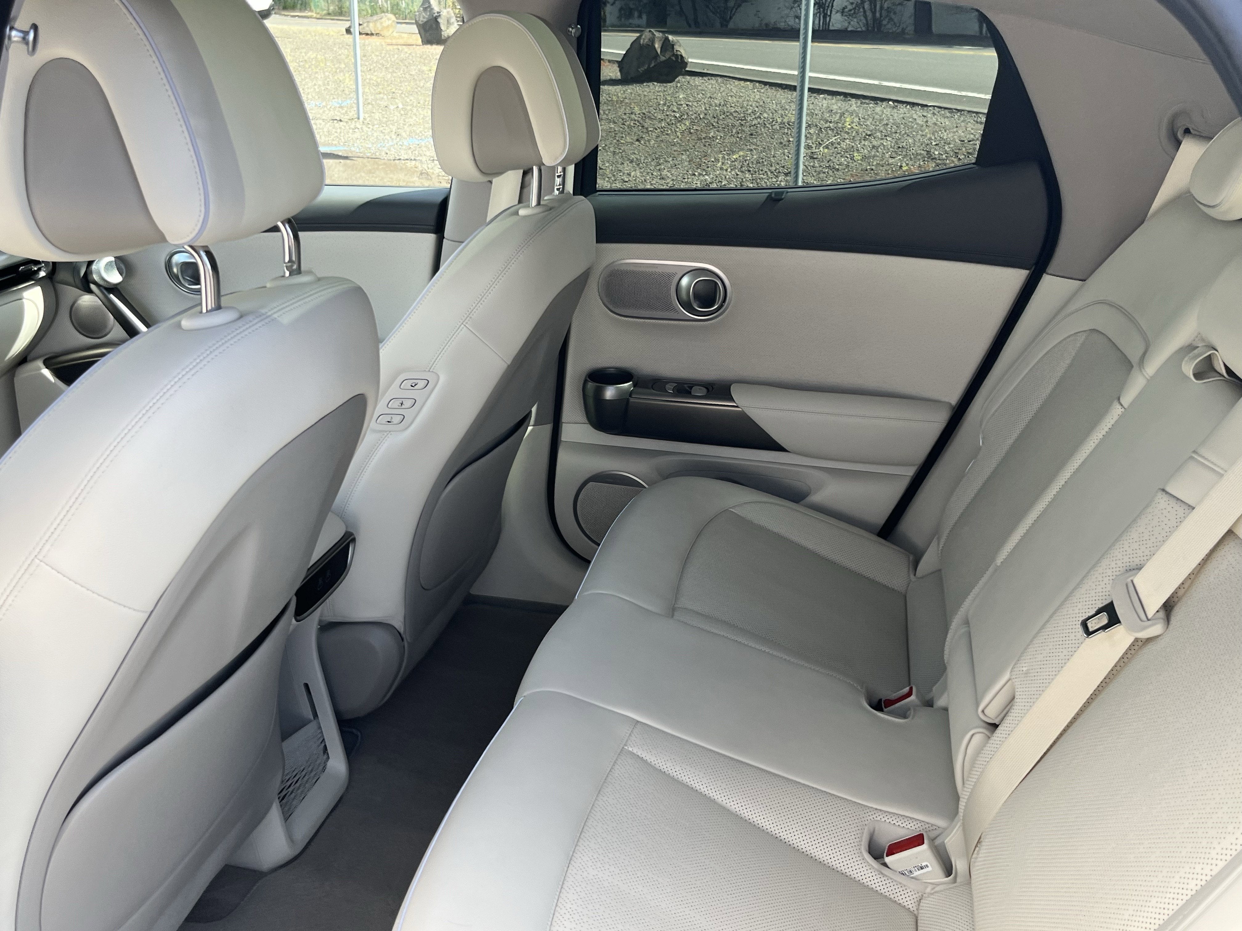 2023 Genesis GV60 Advanced