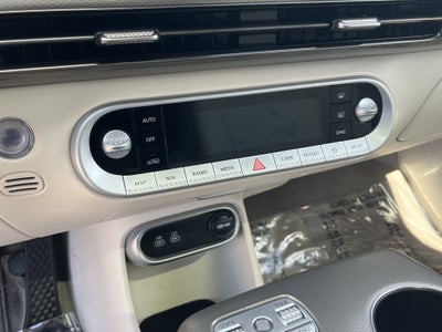 2023 Genesis GV60 Advanced