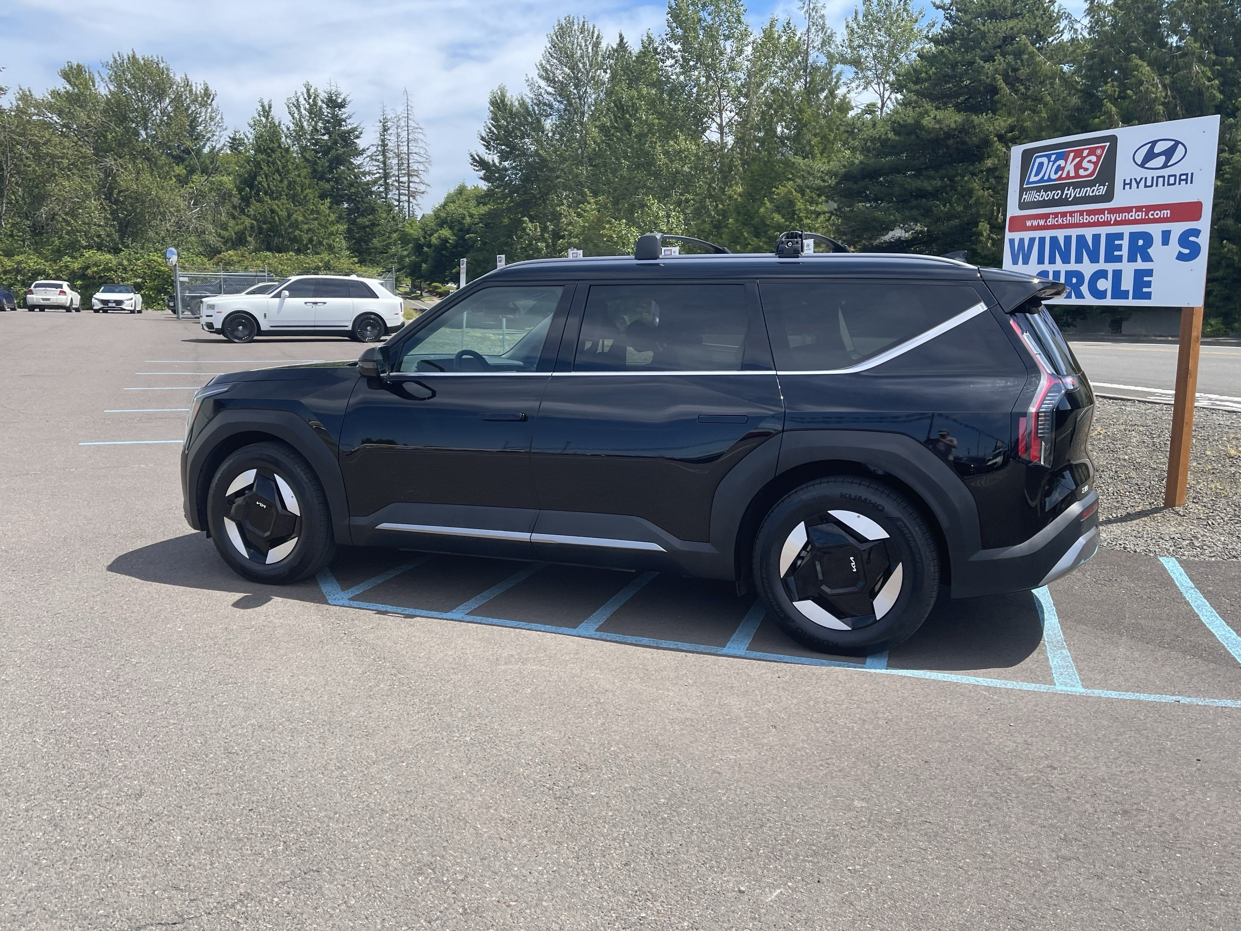 2024 Kia EV9 Wind