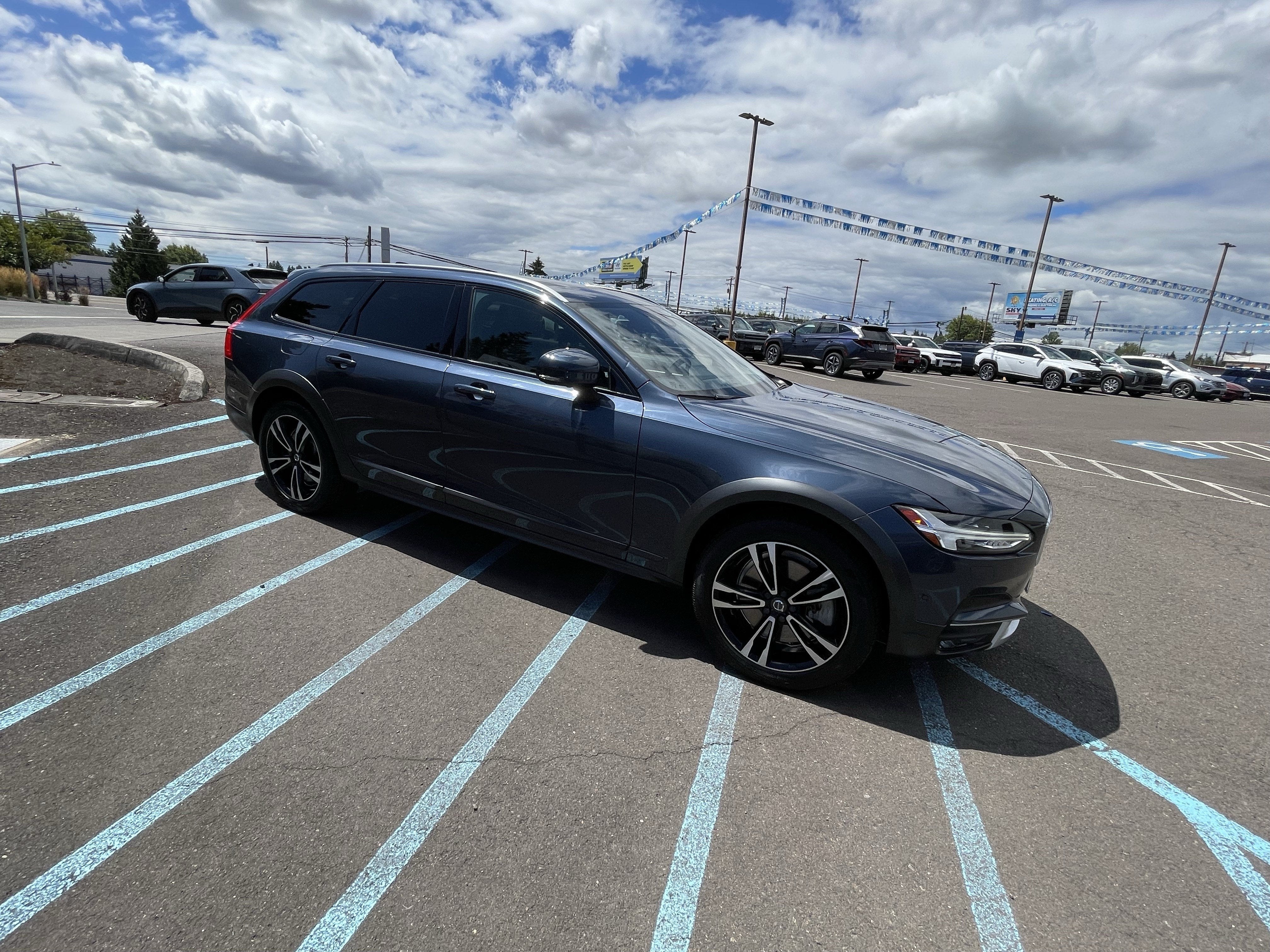 2018 Volvo V90 Cross Country T5 AWD