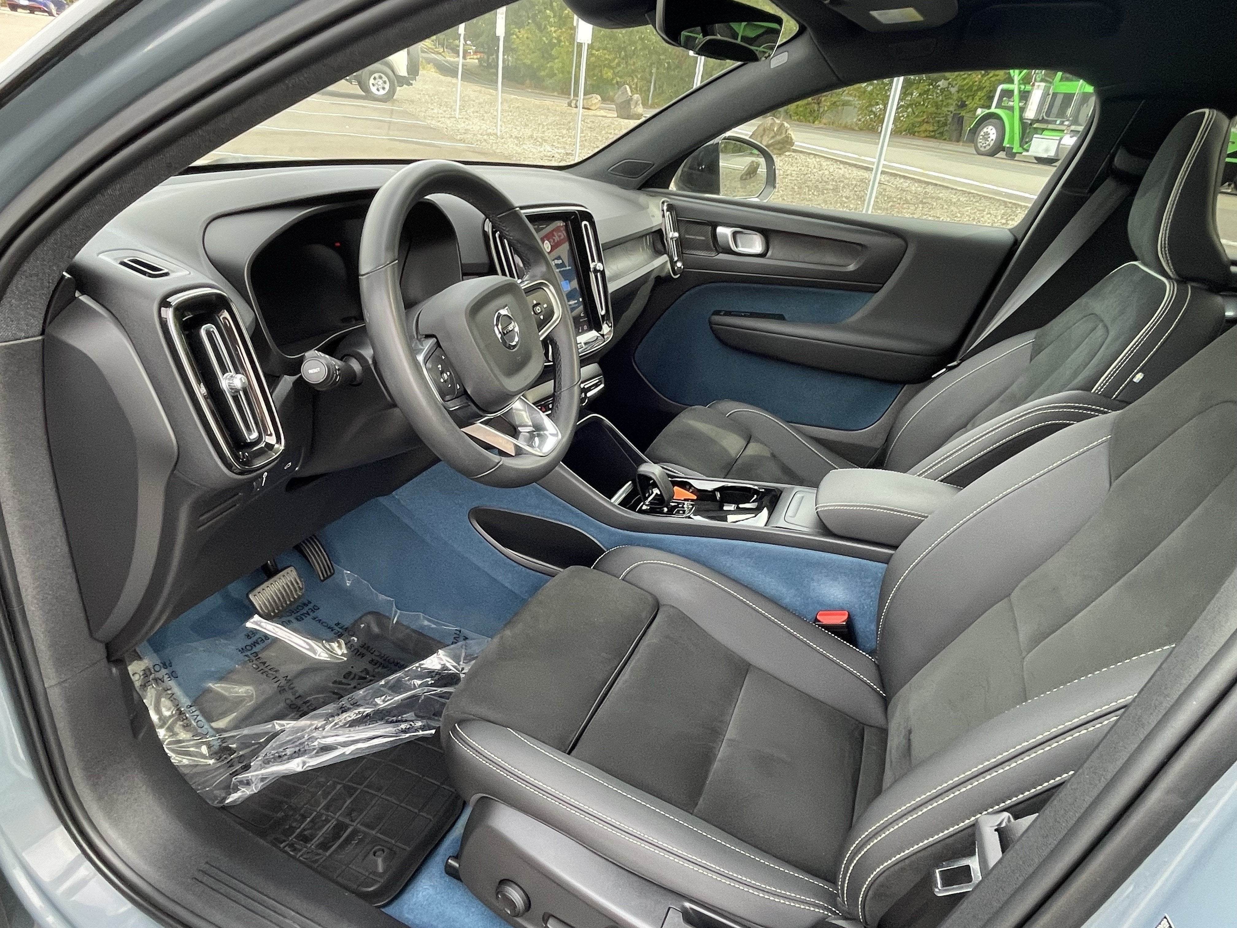 2022 Volvo C40 Recharge Pure Electric Ultimate