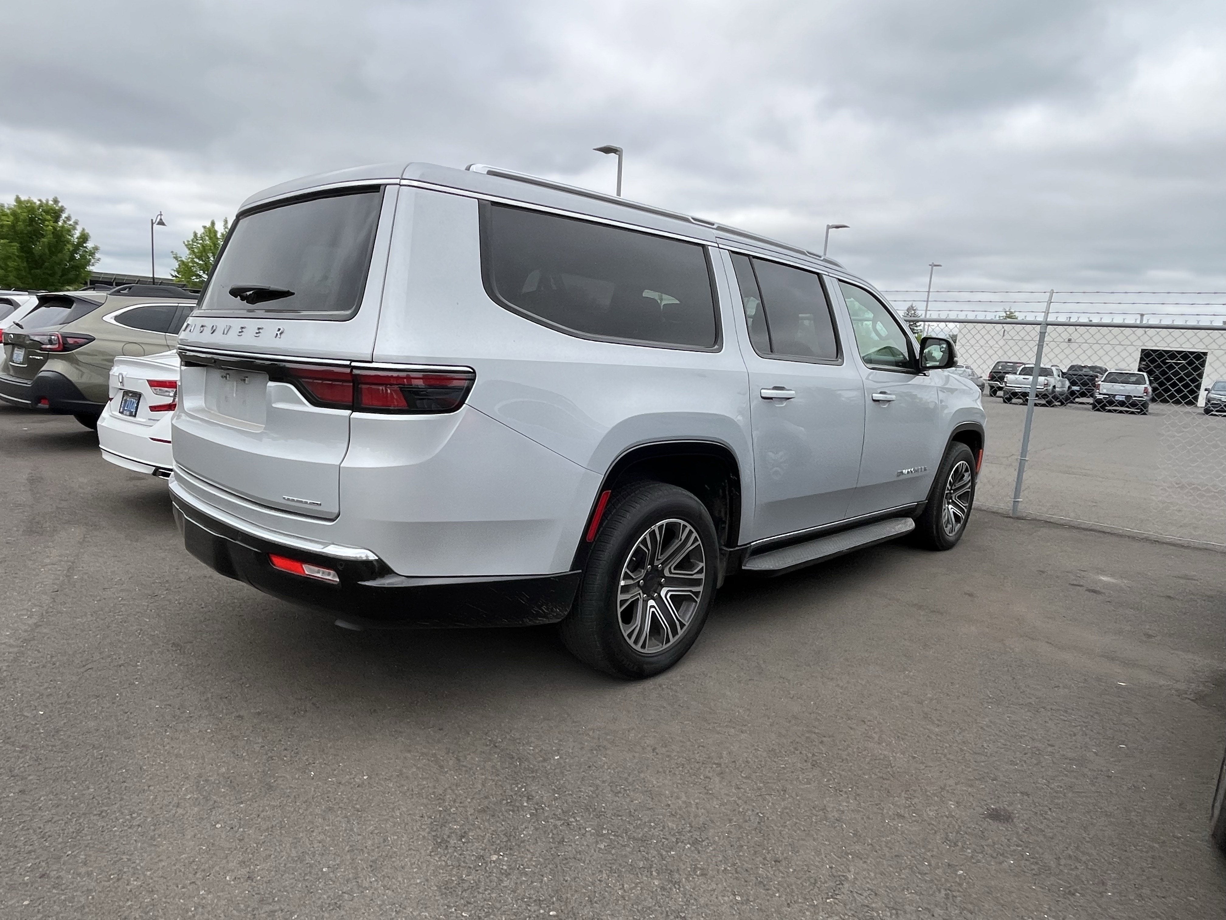 2024 Jeep Wagoneer L Series II